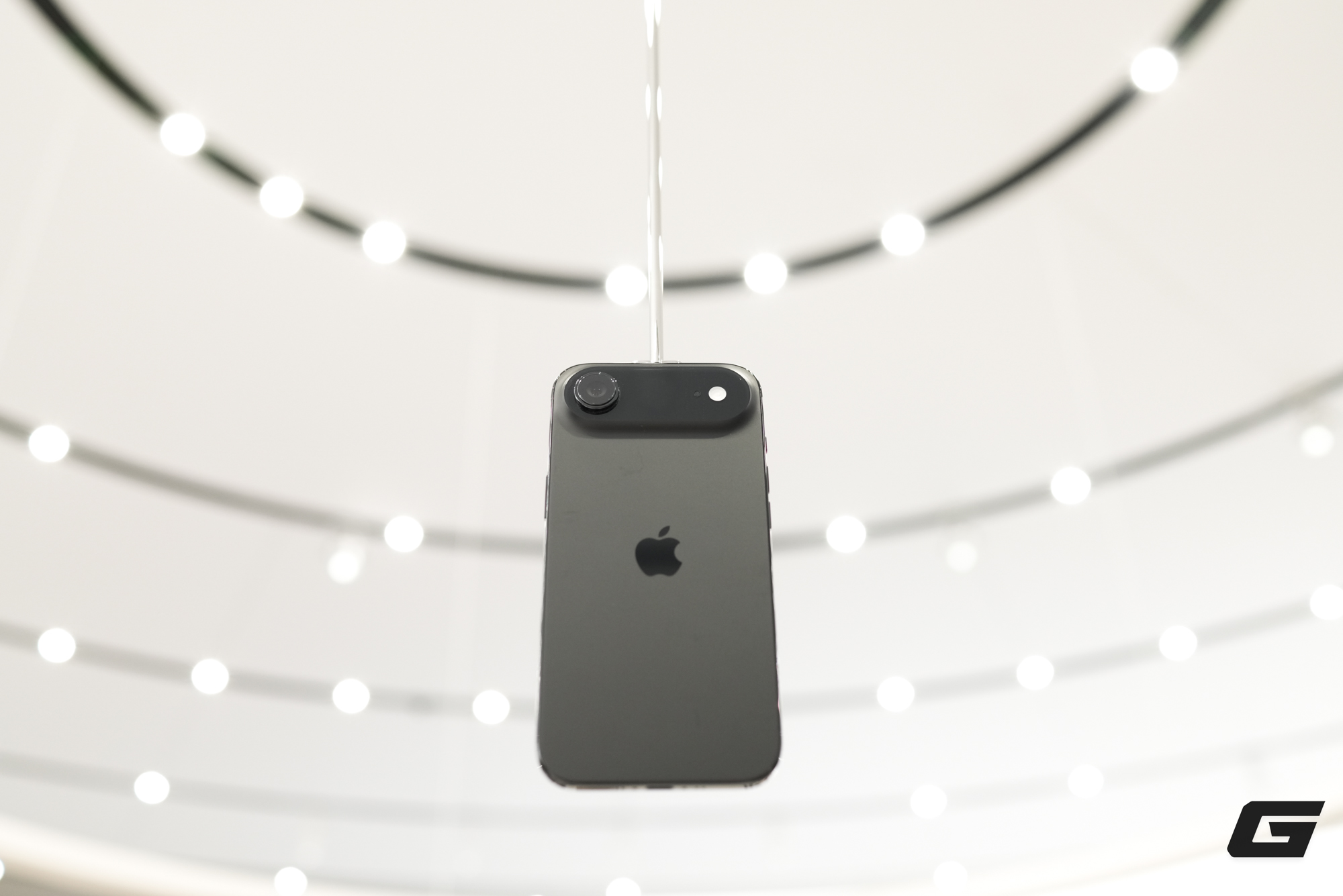 Cận cảnh iPhone Air 