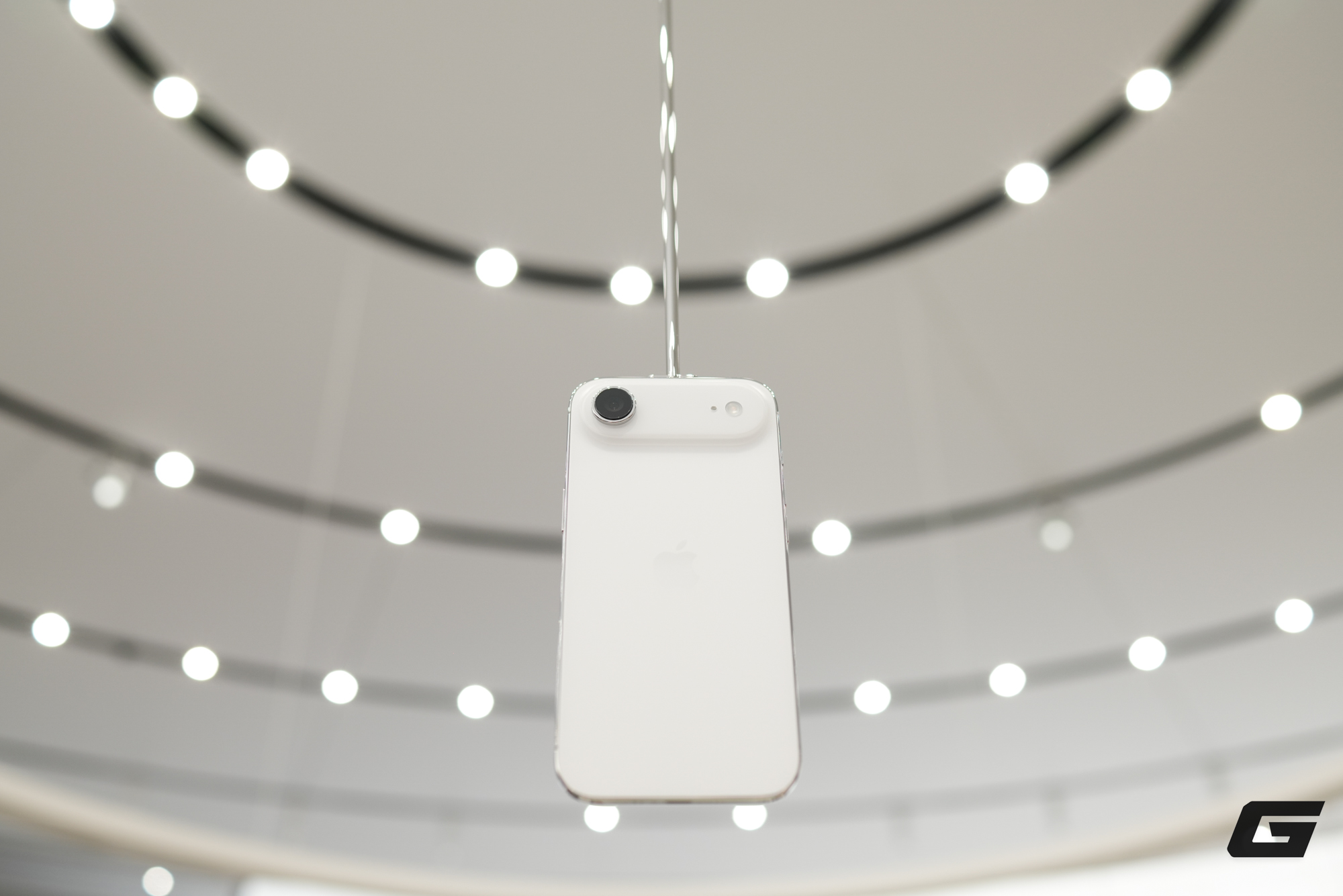 Cận cảnh iPhone Air 