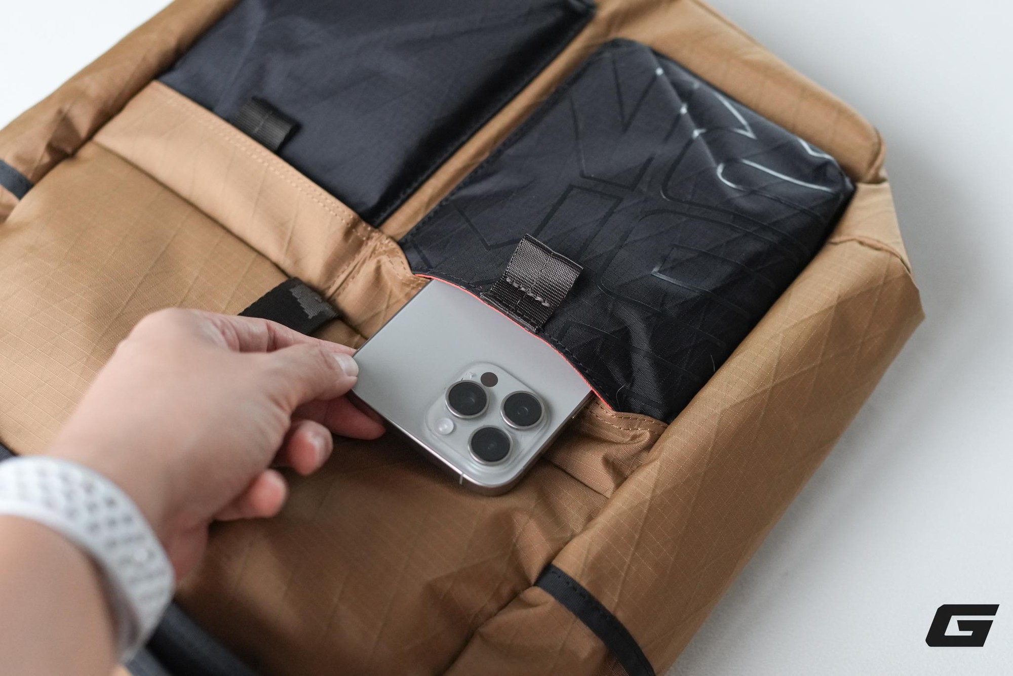 Trên tay Skinarma JAGER Backpack: Balo streetwear siêu ngầu đến từ Singapore- Ảnh 9.