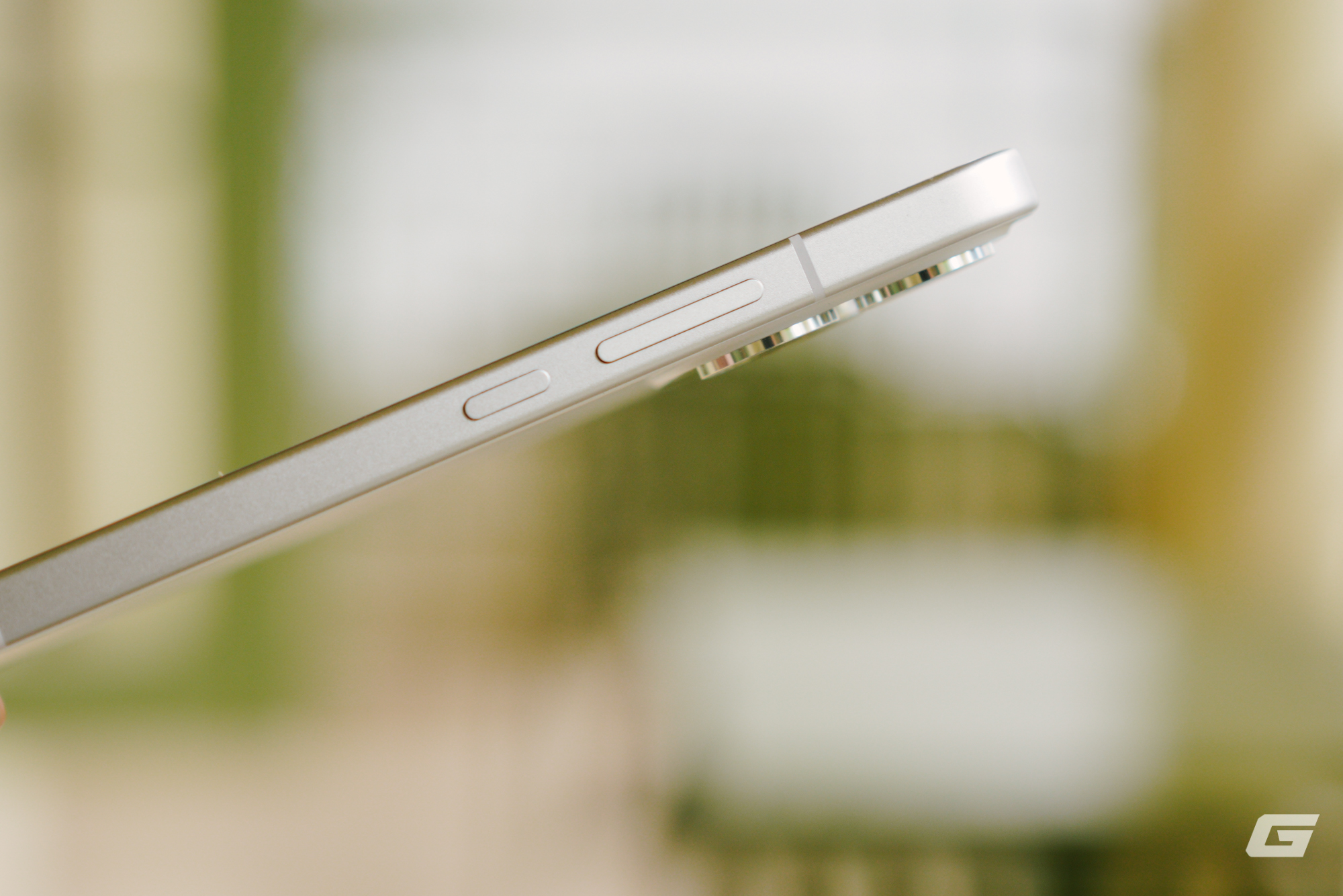 Trải nghiệm bộ đ&ocirc;i Reno15 v&agrave; Reno15 Pro: Mặt lưng "mưa sao băng", camera 200MP v&agrave; điều bất ngờ về hiệu năng đồ họa- Ảnh 6.