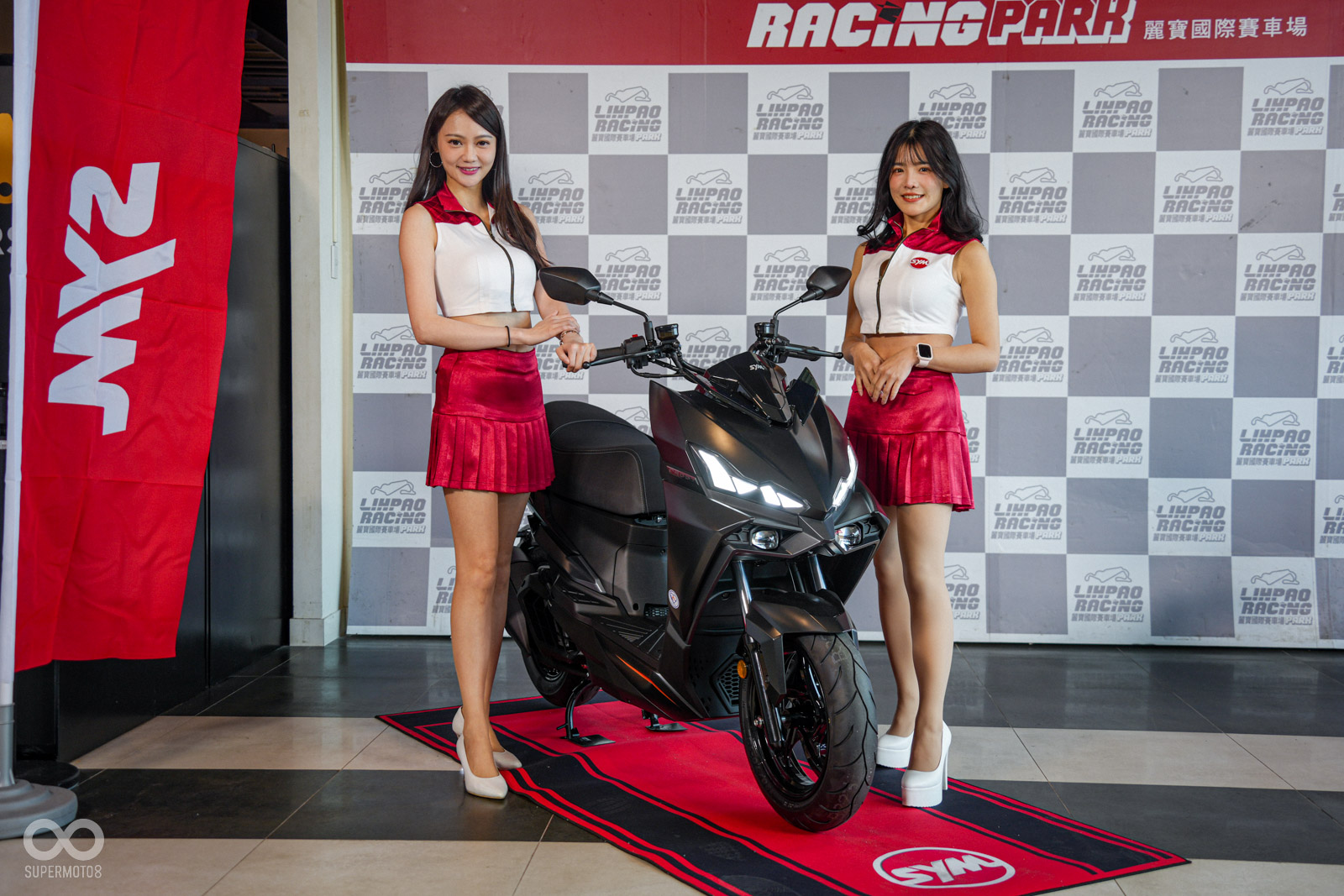 SYM tung ra bản nâng cấp cho mẫu xe tay ga 158 cc với hàng loại công nghệ mà người dùng Honda, Yamaha ao ước - Ảnh 1.