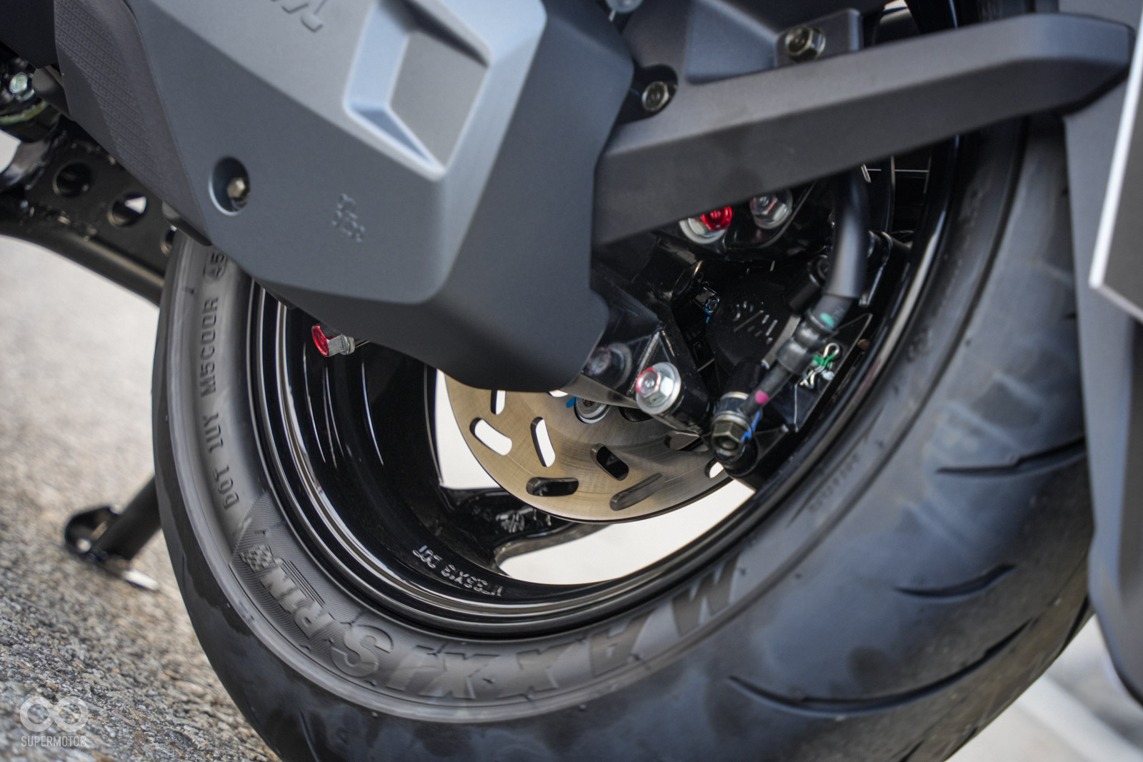 SYM tung ra bản nâng cấp cho mẫu xe tay ga 158 cc với hàng loại công nghệ mà người dùng Honda, Yamaha ao ước - Ảnh 5.