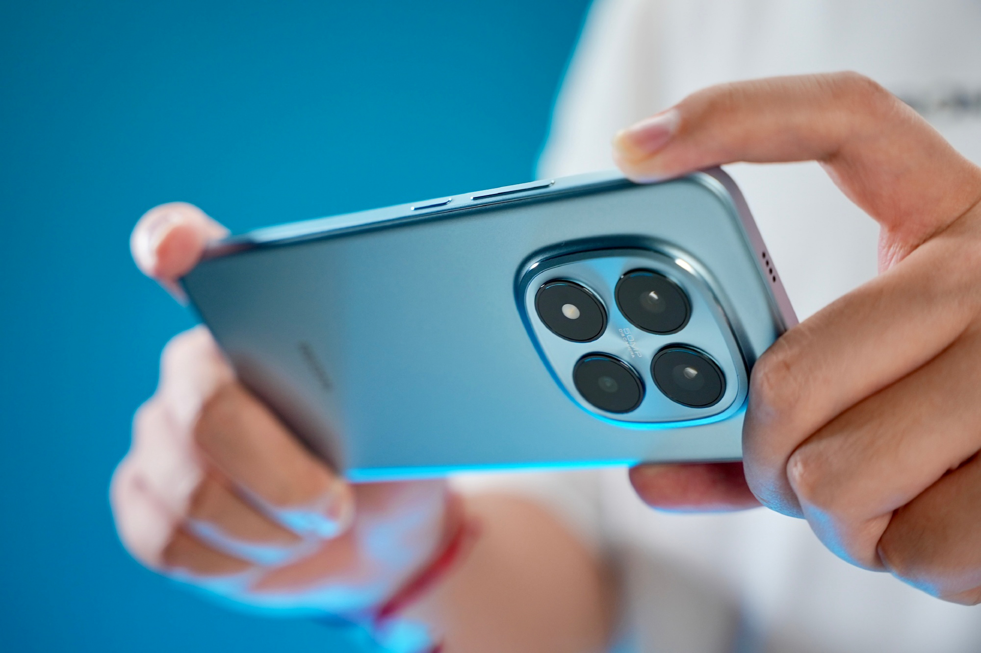 REDMI Note 15 Series ra mắt - học sinh sinh viên, nhân viên văn phòng, người lao động… đều sẽ tìm thấy thứ mình cần - Ảnh 3. REDMI Note 15 Series ra mắt - học sinh sinh viên, nhân viên văn phòng, người lao động… đều sẽ tìm thấy thứ mình cần - Ảnh 3.