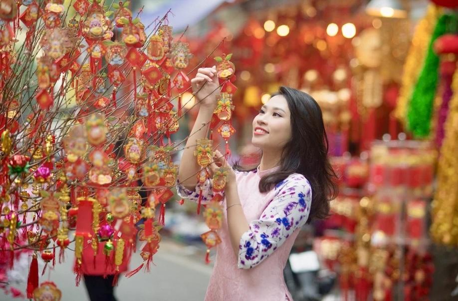 Dạo một vòng xem giới trẻ thường làm gì trong những ngày trước Tết - Ảnh 1. Dạo một vòng xem giới trẻ thường làm gì trong những ngày trước Tết - Ảnh 1.