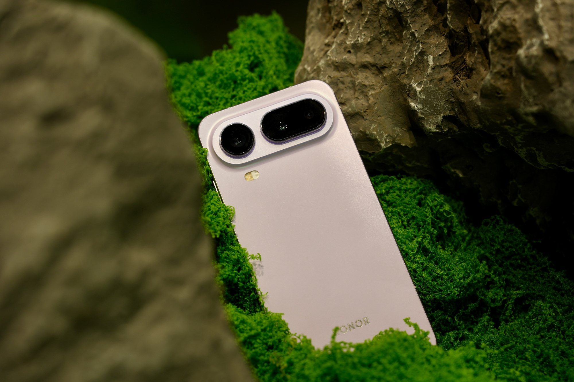 Honor Vừa Ra Mắt Điện Thoại Siêu Mỏng Nhưng Pin Ngon Hơn Iphone Air, Có Tận Hẳn 3 Camera - Ảnh 2.