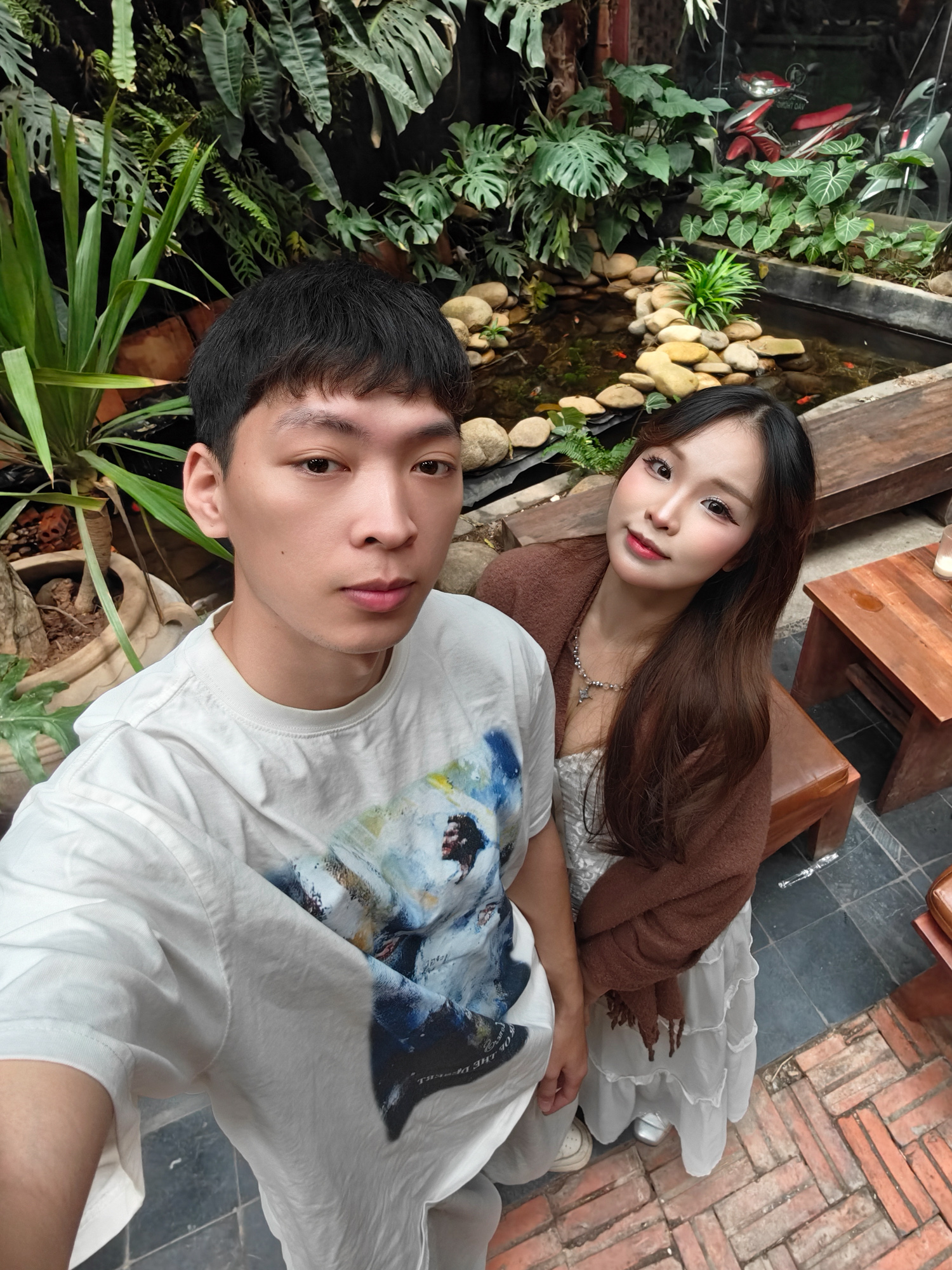 Chiều chủ nhật đi c&agrave; ph&ecirc; "check cam" Reno15 Series: G&oacute;c chụp đa năng, selfie si&ecirc;u rộng, nhiều t&iacute;nh năng AI để "vọc"- Ảnh 4.