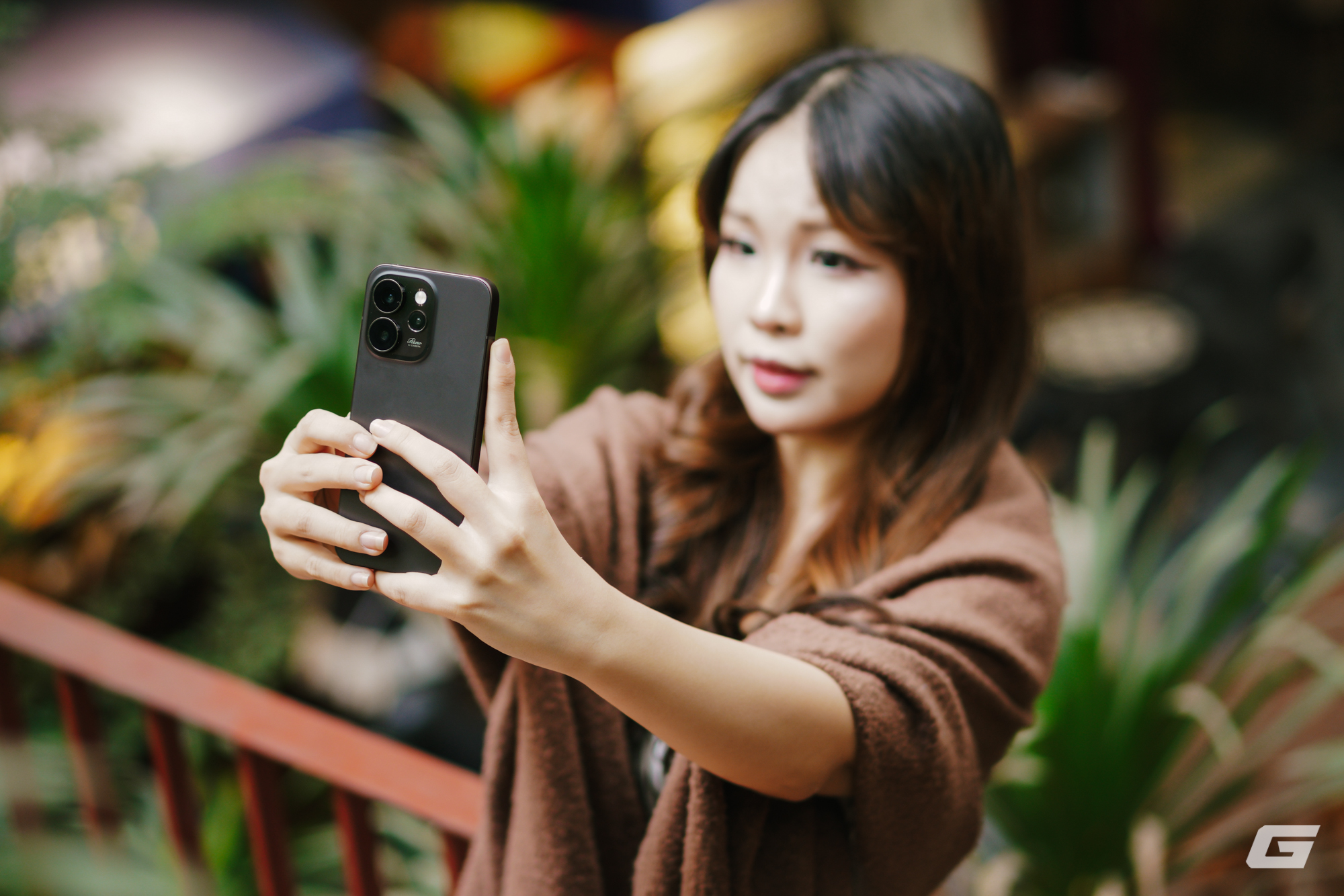 Chiều chủ nhật đi c&agrave; ph&ecirc; "check cam" Reno15 Series: G&oacute;c chụp đa năng, selfie si&ecirc;u rộng, nhiều t&iacute;nh năng AI để "vọc"- Ảnh 2.