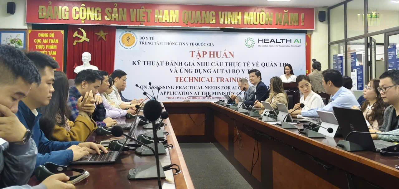 PGS.TS L&ecirc; Ho&agrave;ng Sơn: Khung dữ liệu chuẩn h&oacute;a l&agrave; "ch&igrave;a kh&oacute;a" để AI đồng h&agrave;nh c&ugrave;ng y tế Việt Nam - Ảnh 3.