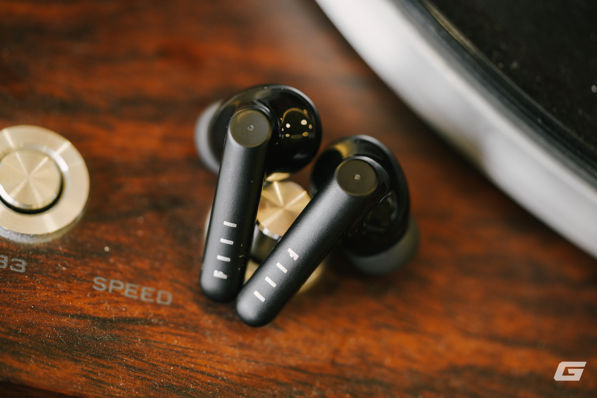 Đ&aacute;nh gi&aacute; tai nghe kh&ocirc;ng d&acirc;y FIIL Key Pro2: Chống ồn tới 55dB, chứng chỉ Hi-res, chất &acirc;m s&ocirc;i động m&agrave; chỉ 1.5 triệu?- Ảnh 13.