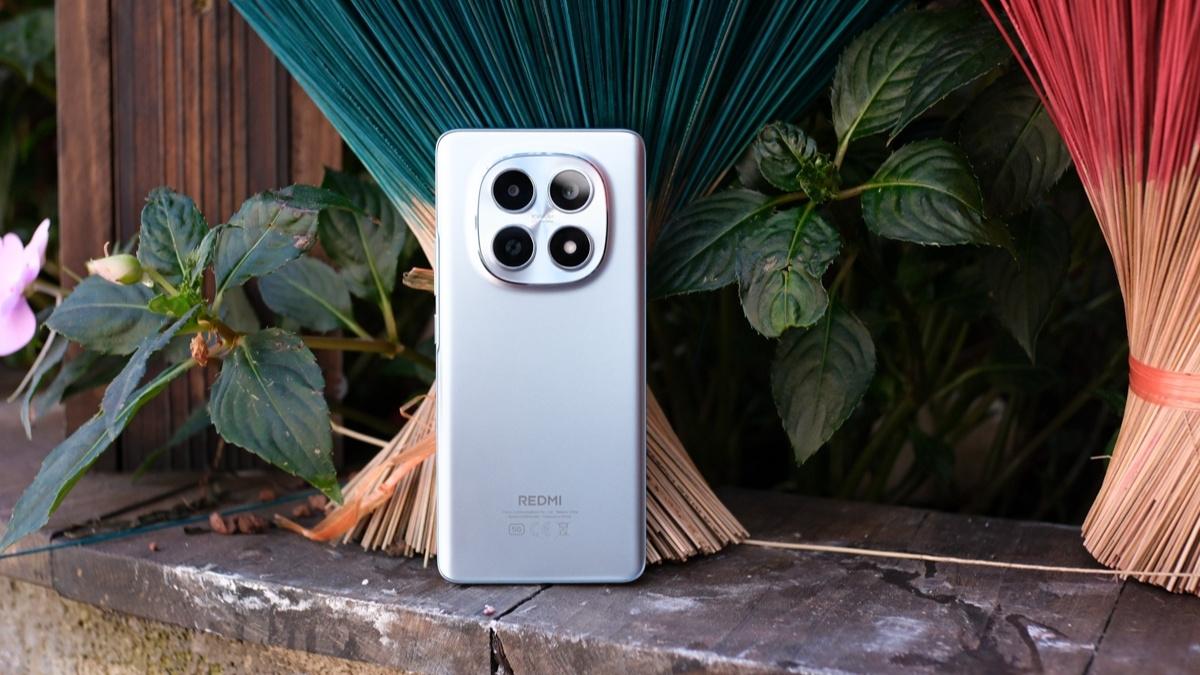 So sánh Redmi Note 15, 15 5G và 15 Pro: Đâu mới chân ái cho bạn? - Ảnh 1. So sánh Redmi Note 15, 15 5G và 15 Pro: Đâu mới chân ái cho bạn? - Ảnh 1.