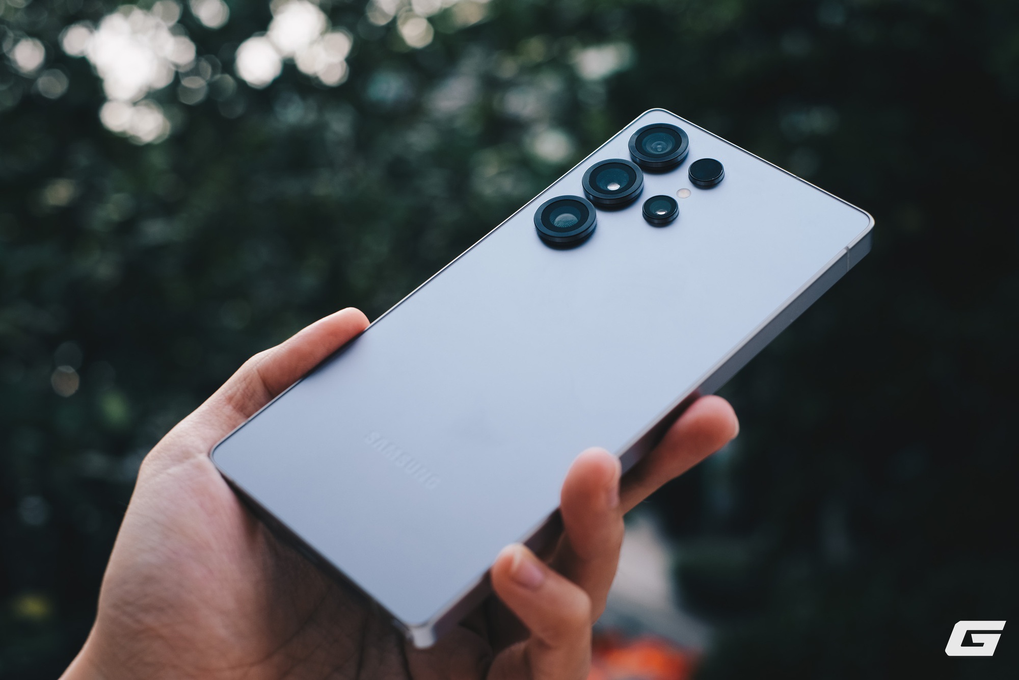 Galaxy S25 Ultra l&agrave; smartphone Android cao cấp duy nhất lọt top 10 b&aacute;n chạy to&agrave;n cầu năm 2025- Ảnh 2.