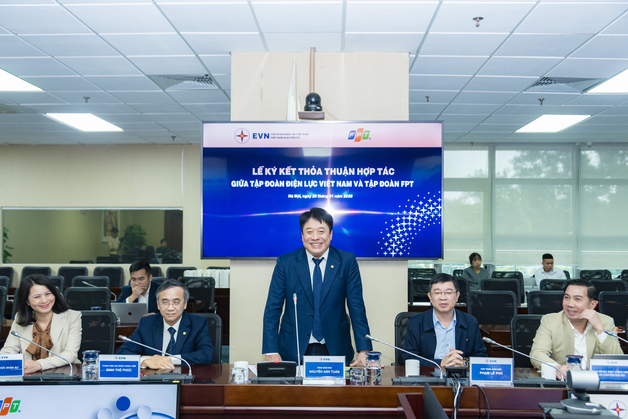 EVN v&agrave; FPT bắt tay th&uacute;c đẩy chuyển đổi số, AI trong ng&agrave;nh điện- Ảnh 2.