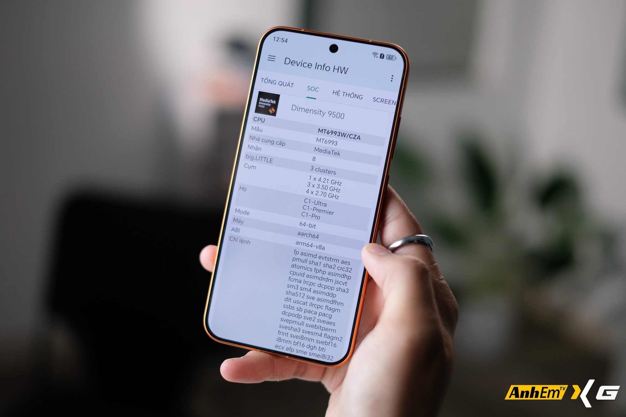 Tr&ecirc;n tay chiếc "Pro Air" từ Trung Quốc m&agrave; Apple v&agrave; Samsung phải ch&agrave;o thua: Nhẹ hơn iPhone Air v&agrave; Galaxy S25 Edge m&agrave; pin 5.500mAh, đủ 3 camera, gi&aacute; lại rẻ hơn- Ảnh 14.