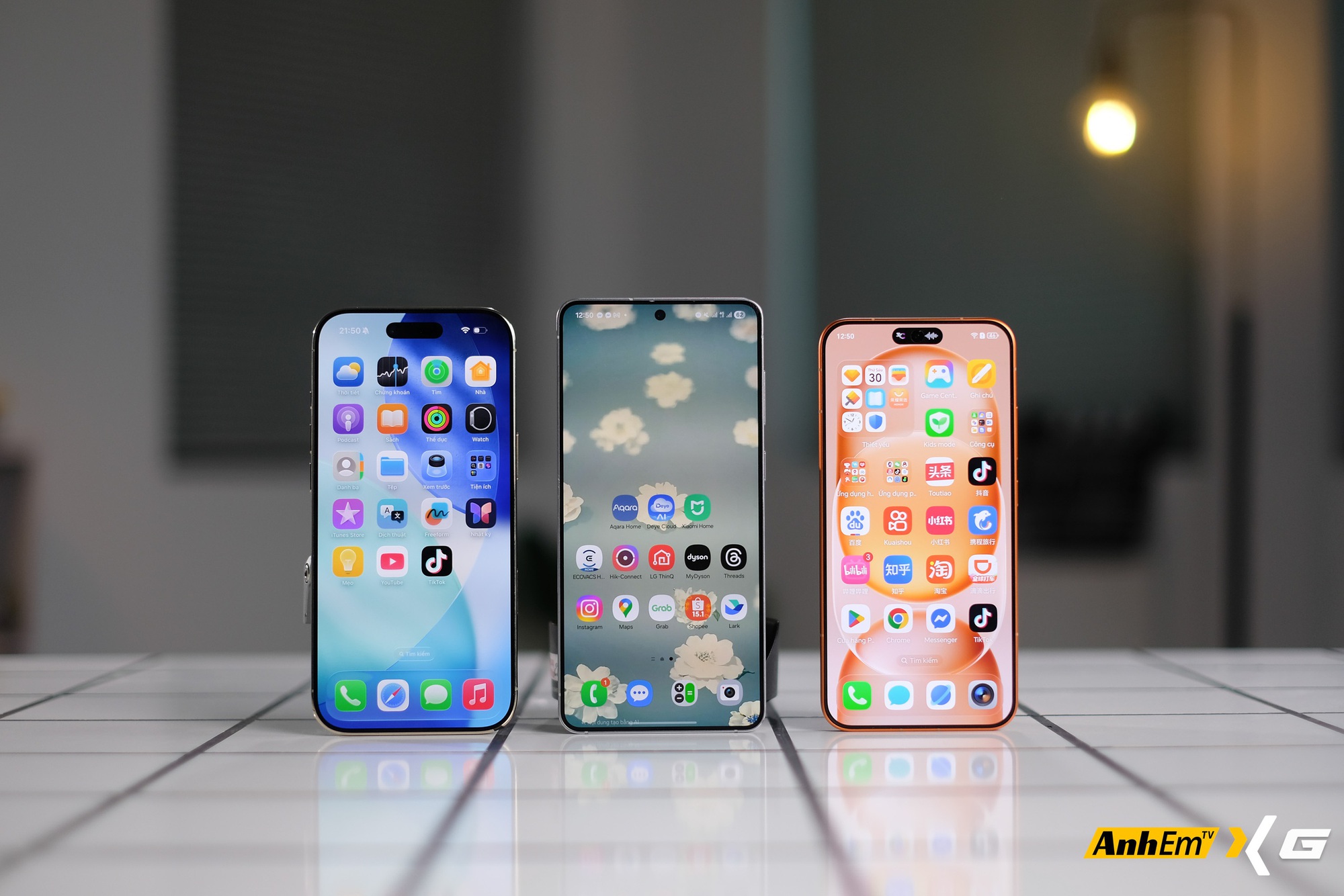 Tr&ecirc;n tay chiếc "Pro Air" từ Trung Quốc m&agrave; Apple v&agrave; Samsung phải ch&agrave;o thua: Nhẹ hơn iPhone Air v&agrave; Galaxy S25 Edge m&agrave; pin 5.500mAh, đủ 3 camera, gi&aacute; lại rẻ hơn- Ảnh 5.