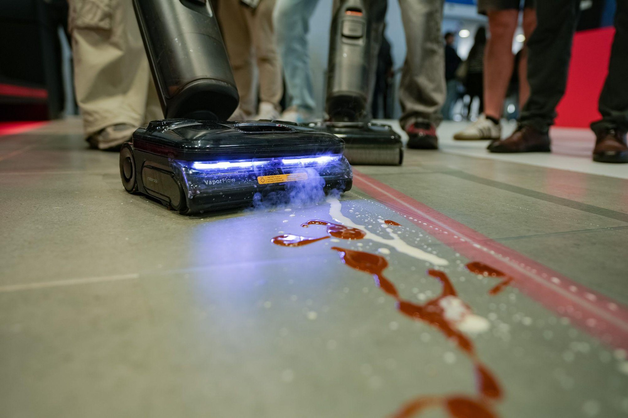 Roborock v&agrave; b&agrave;i to&aacute;n sử dụng c&ocirc;ng nghệ để n&acirc;ng cao chất lượng cuộc sống - Ảnh 4.