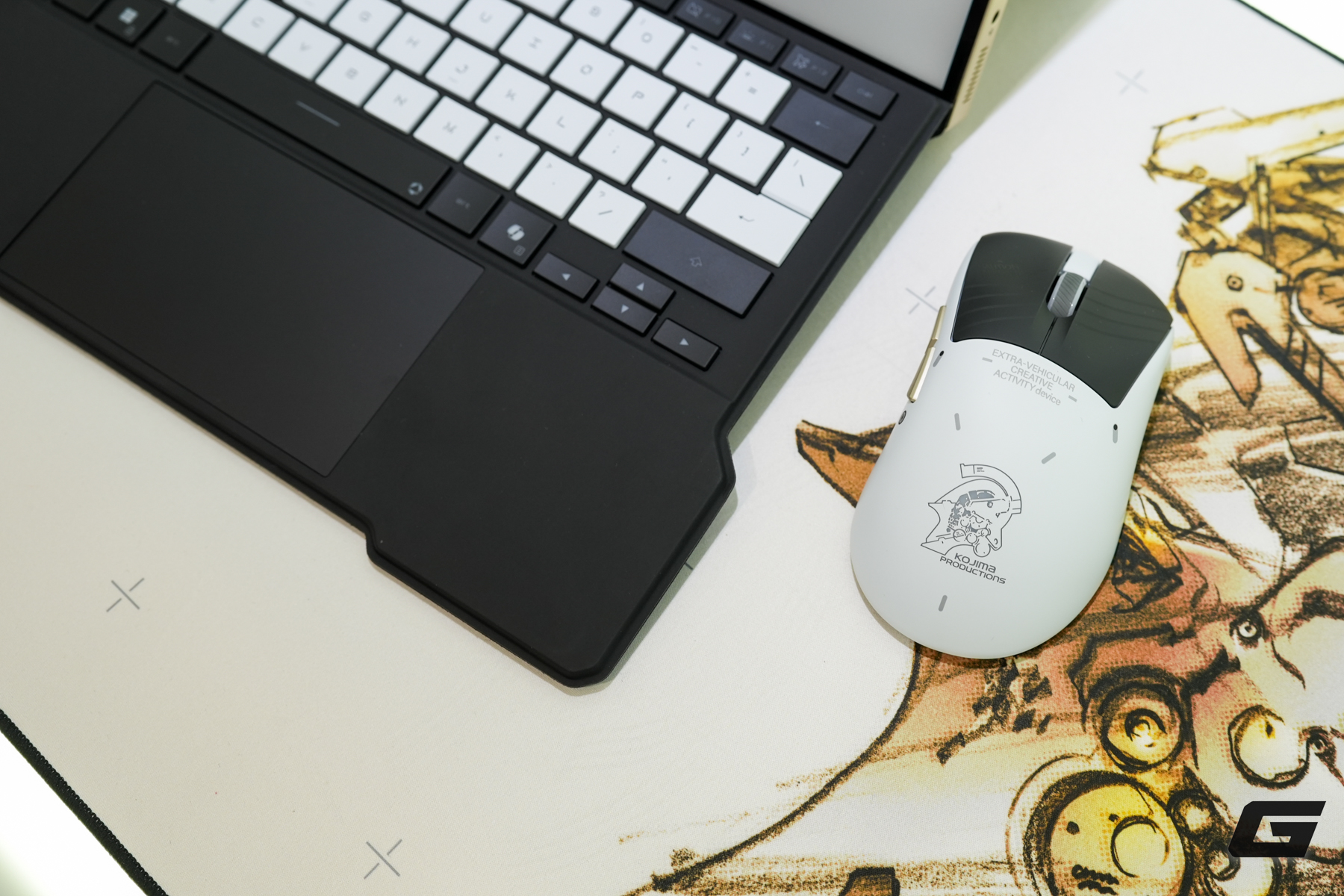 Ngay cả khi kh&ocirc;ng phải fan của Hideo Kojima, bạn cũng sẽ "nao l&ograve;ng" trước d&ograve;ng sản phẩm ASUS ROG tuyệt đẹp n&agrave;y- Ảnh 9.