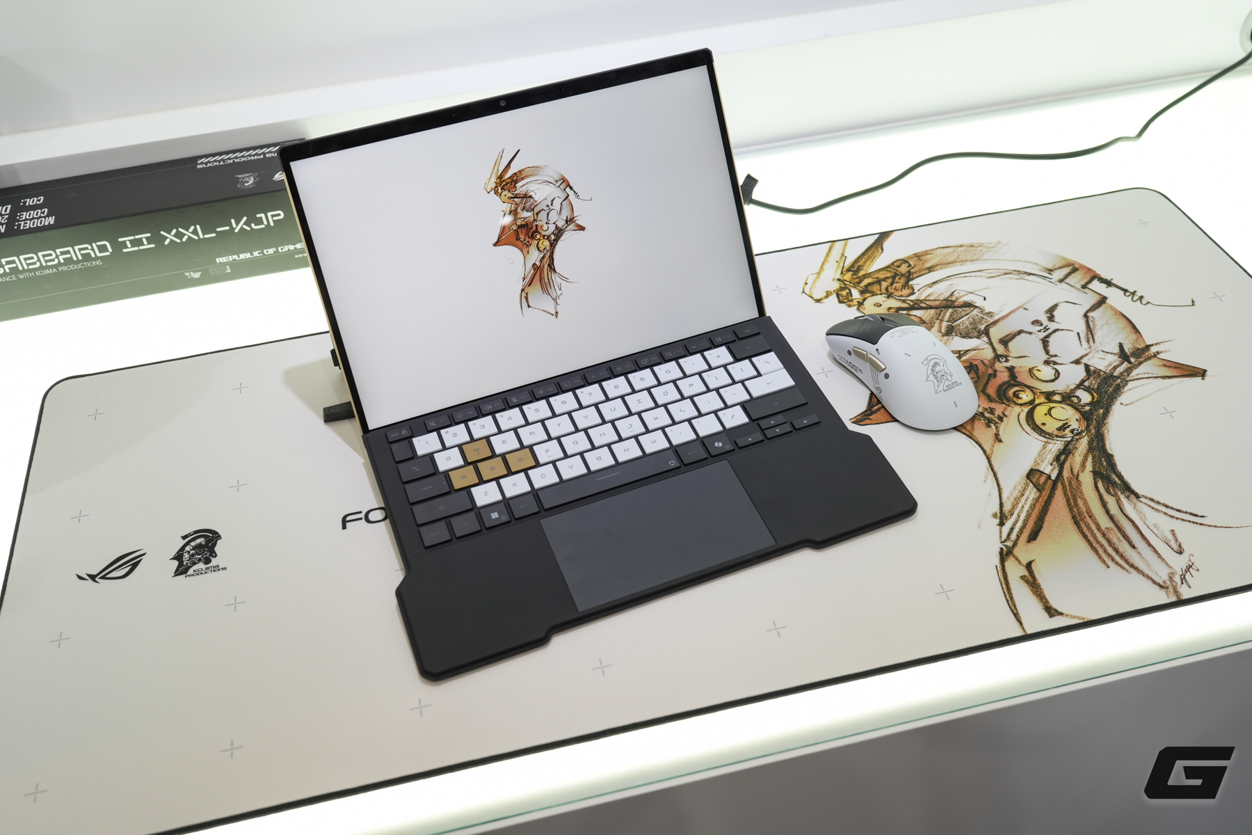 Ngay cả khi kh&ocirc;ng phải fan của Hideo Kojima, bạn cũng sẽ "nao l&ograve;ng" trước d&ograve;ng sản phẩm ASUS ROG tuyệt đẹp n&agrave;y - Ảnh 10.