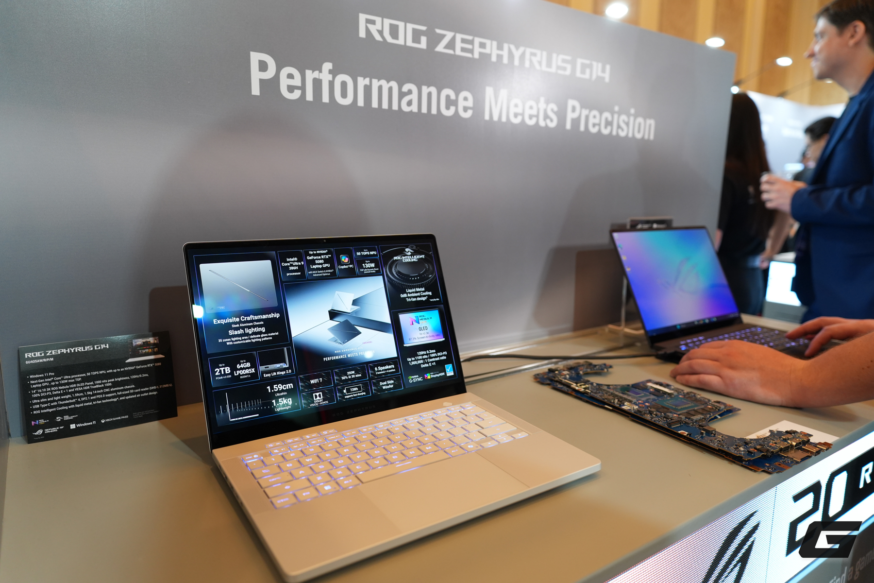 Tinh hoa của 20 năm đổi mới kh&ocirc;ng ngừng của ASUS ROG quy tụ trong những mẫu laptop n&agrave;y đ&acirc;y - Ảnh 4.