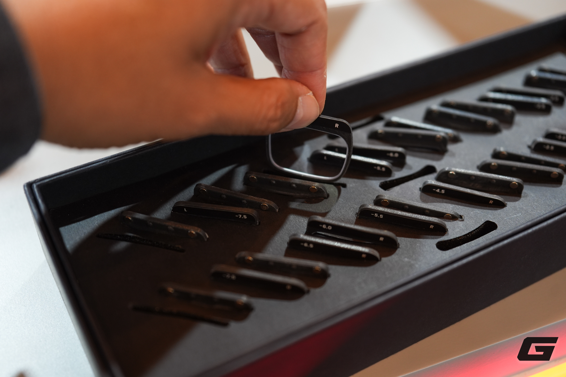 Đ&acirc;y rồi, ASUS đ&atilde; c&oacute; k&iacute;nh thực tế tăng cường d&agrave;nh cho ... những người đang phải đeo k&iacute;nh- Ảnh 4.