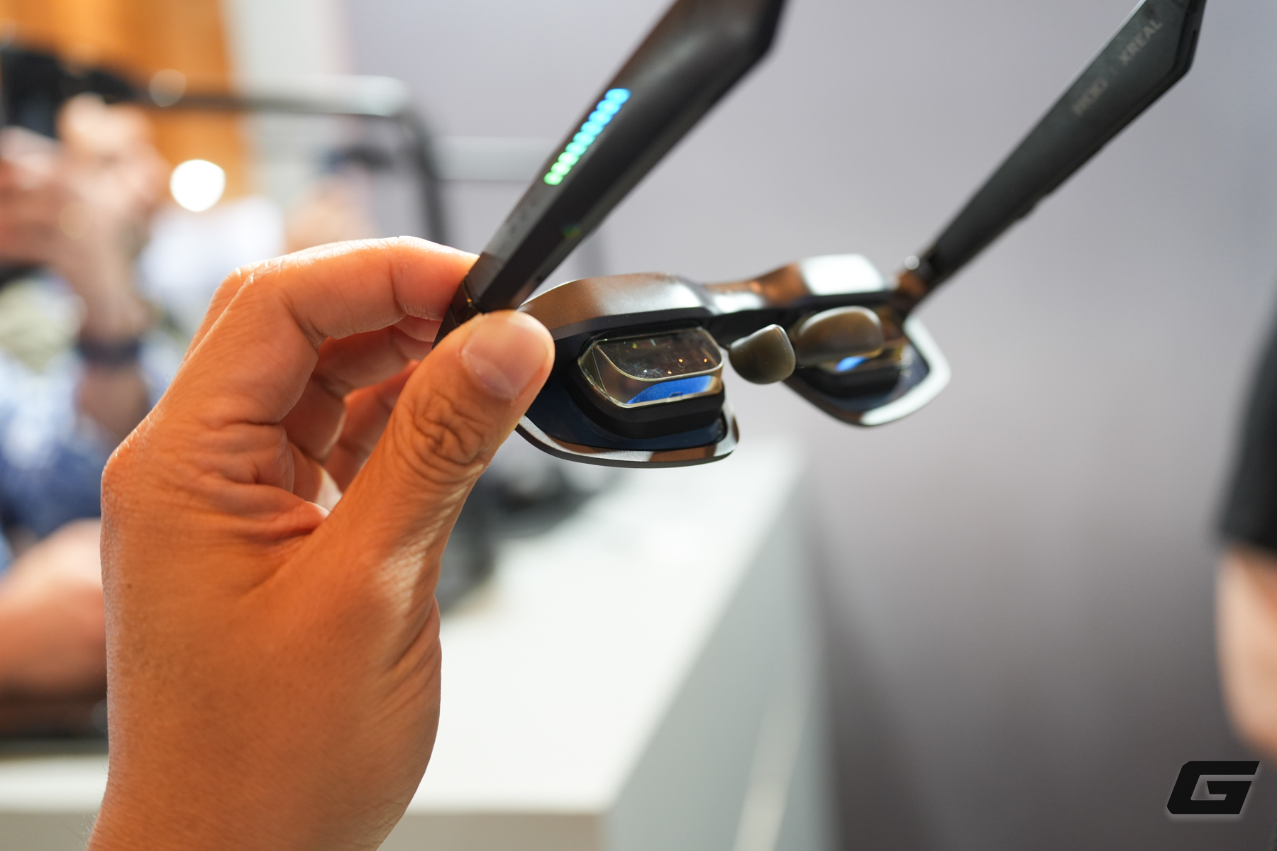 Đ&acirc;y rồi, ASUS đ&atilde; c&oacute; k&iacute;nh thực tế tăng cường d&agrave;nh cho ... những người đang phải đeo k&iacute;nh- Ảnh 7.