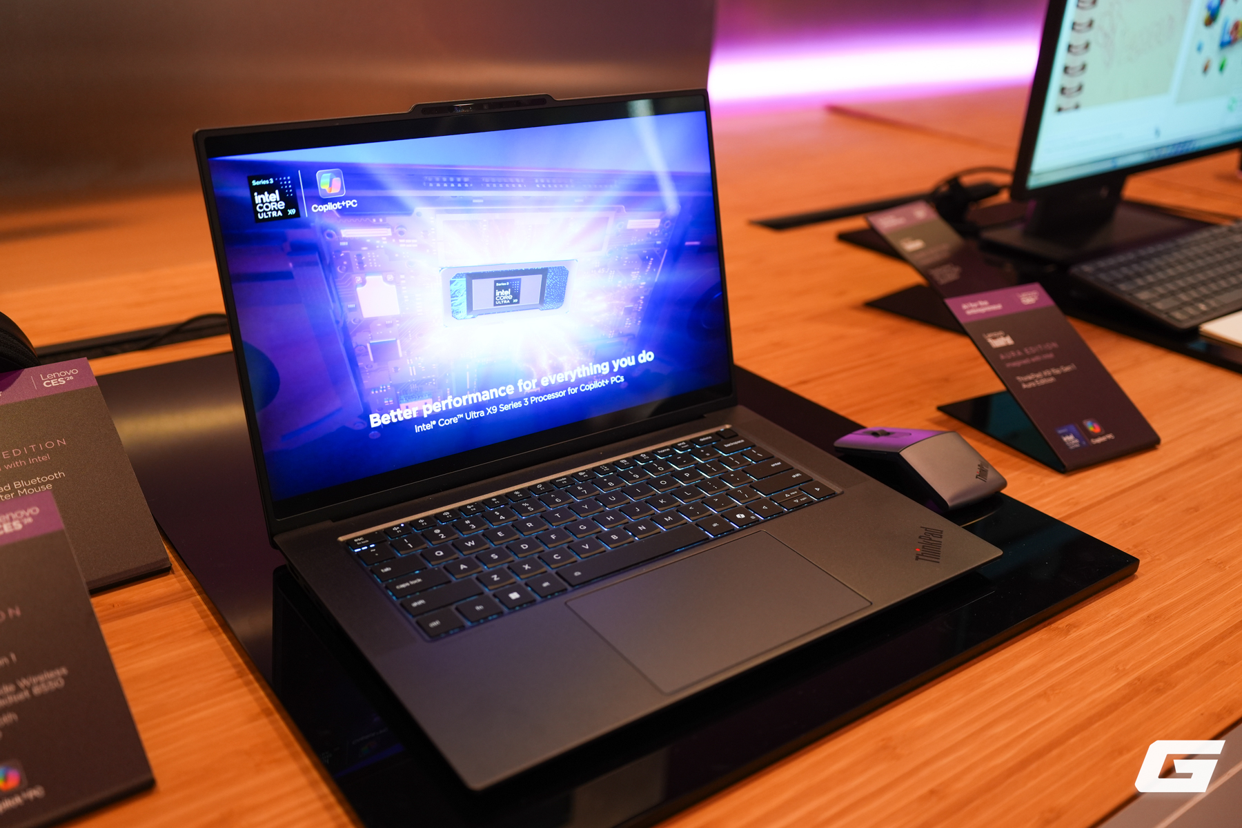 Lenovo c&ugrave;ng l&uacute;c l&agrave;m mới cả ThinkPad v&agrave; ThinkBook: Tăng cường giới hạn hiệu năng v&agrave; hiện thực h&oacute;a &yacute; tưởng m&agrave;n h&igrave;nh xoay độc đ&aacute;o- Ảnh 3.