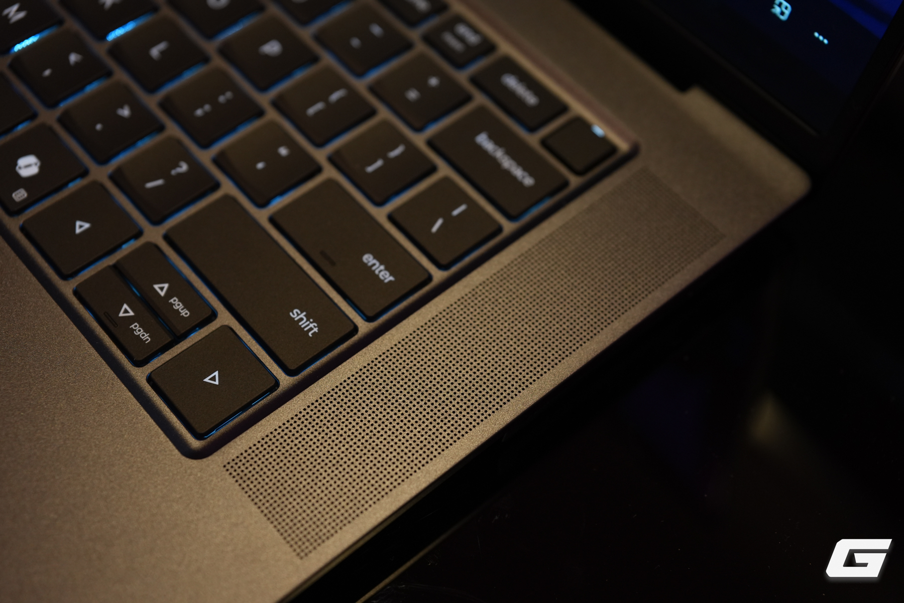 Lenovo c&ugrave;ng l&uacute;c l&agrave;m mới cả ThinkPad v&agrave; ThinkBook: Tăng cường giới hạn hiệu năng v&agrave; hiện thực h&oacute;a &yacute; tưởng m&agrave;n h&igrave;nh xoay độc đ&aacute;o- Ảnh 4.