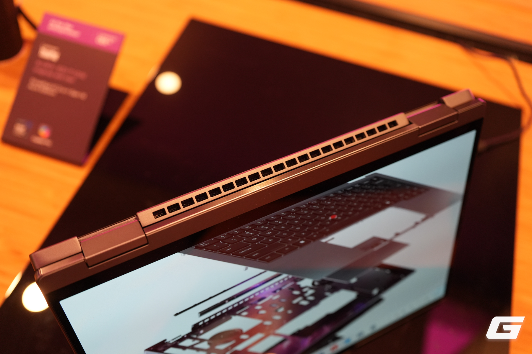 Lenovo c&ugrave;ng l&uacute;c l&agrave;m mới cả ThinkPad v&agrave; ThinkBook: Tăng cường giới hạn hiệu năng v&agrave; hiện thực h&oacute;a &yacute; tưởng m&agrave;n h&igrave;nh xoay độc đ&aacute;o- Ảnh 9.