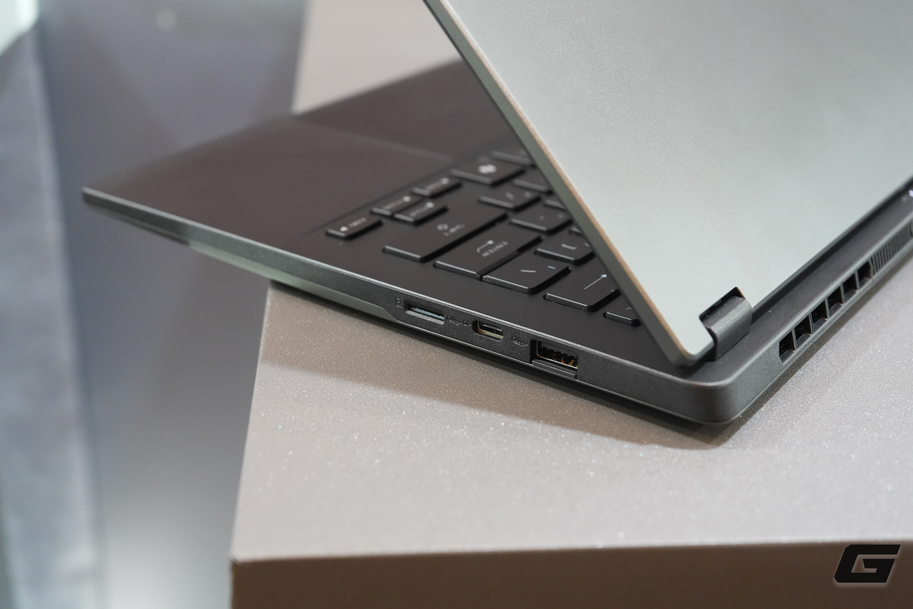 M&aacute;y t&iacute;nh gaming của ASUS nổi bật tại CES 2026: độ bền chuẩn qu&acirc;n đội, cấu h&igrave;nh chuẩn eSports - Ảnh 4.