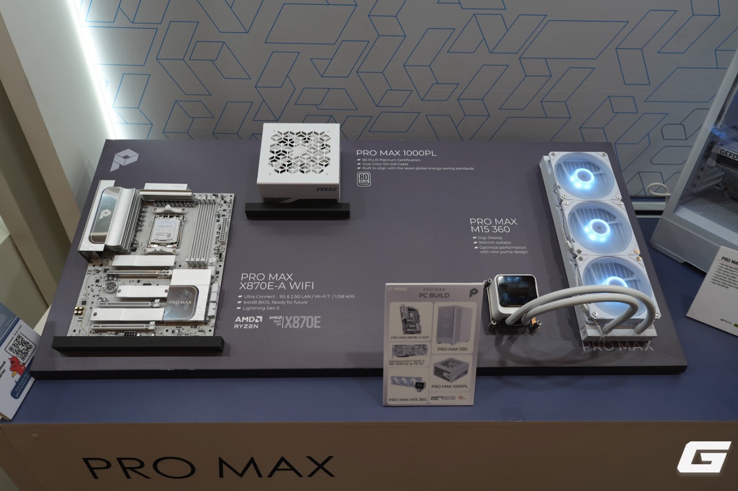 MSI ra mắt dải sản phẩm PRO MAX t&ocirc;ng trắng to&agrave;n diện: Từ m&agrave;n h&igrave;nh QD-OLED, PC để b&agrave;n đến linh kiện chuy&ecirc;n dụng- Ảnh 8.