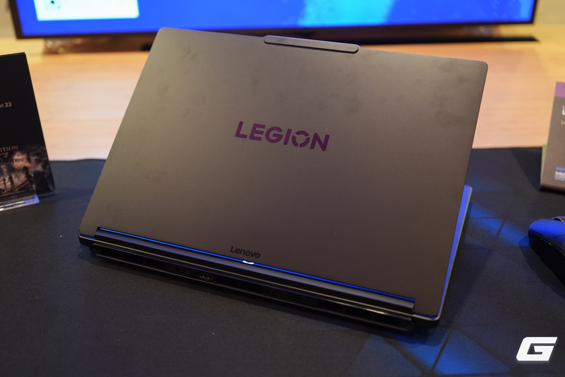 Tr&ecirc;n tay loạt thiết bị chơi game "mới toanh" của Lenovo Legion tại CES 2026: 2 laptop mới c&ugrave;ng Legion Go 2 chạy SteamOS- Ảnh 14.