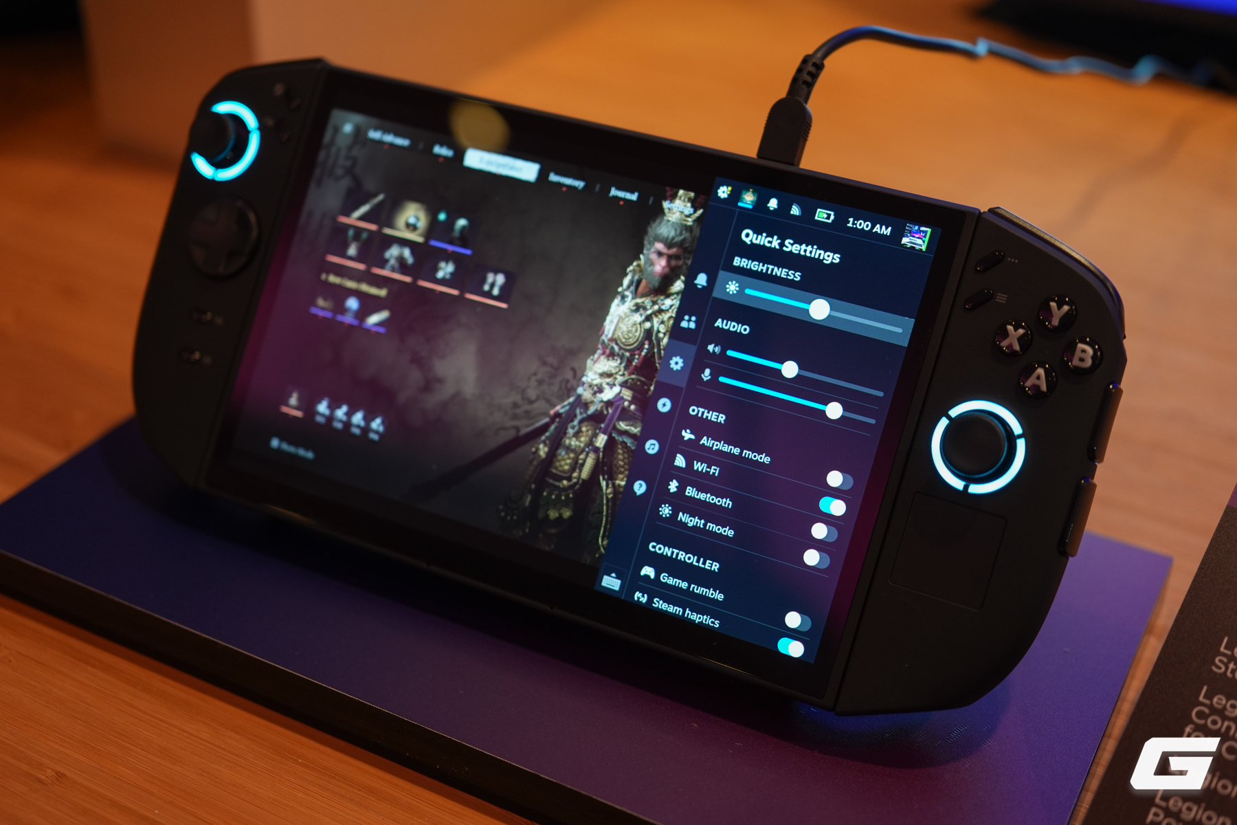 Tr&ecirc;n tay loạt thiết bị chơi game "mới toanh" của Lenovo Legion tại CES 2026: 2 laptop mới c&ugrave;ng Legion Go 2 chạy SteamOS- Ảnh 4.