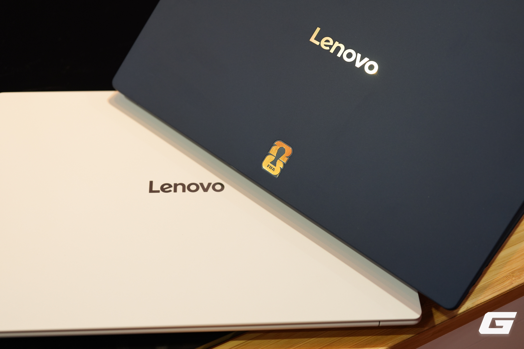 Fan b&oacute;ng đ&aacute; ch&uacute; &yacute;: Lenovo bắt tay c&ugrave;ng FIFA, đem loạt laptop phi&ecirc;n bản đặc biệt "World Cup 26 Edition" tới CES 2026- Ảnh 17.