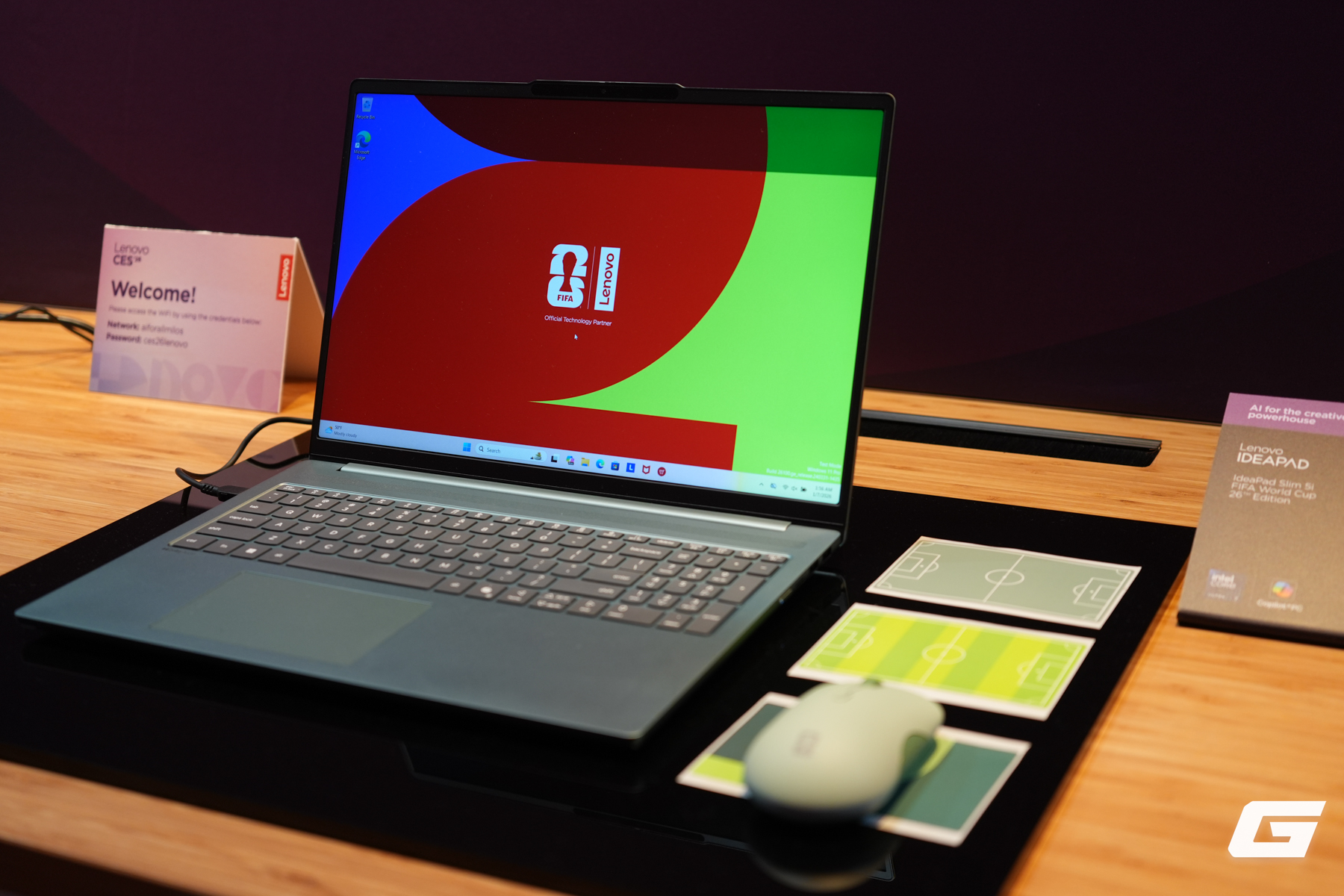 Fan b&oacute;ng đ&aacute; ch&uacute; &yacute;: Lenovo bắt tay c&ugrave;ng FIFA, đem loạt laptop phi&ecirc;n bản đặc biệt "World Cup 26 Edition" tới CES 2026- Ảnh 19.