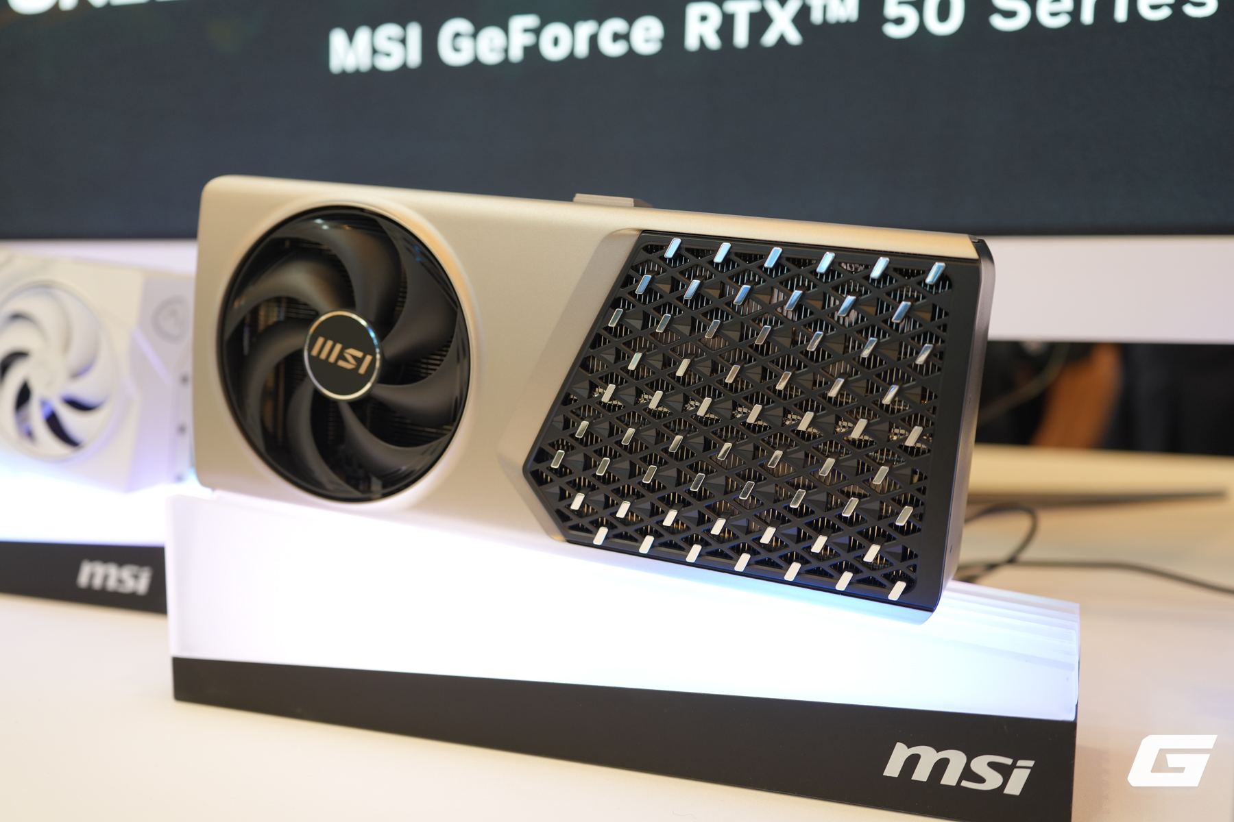 To&agrave;n cảnh MSI tại CES 2026: Hệ sinh th&aacute;i phần cứng ho&agrave;n thiện v&agrave; tầm nh&igrave;n tương lai với AI- Ảnh 9.