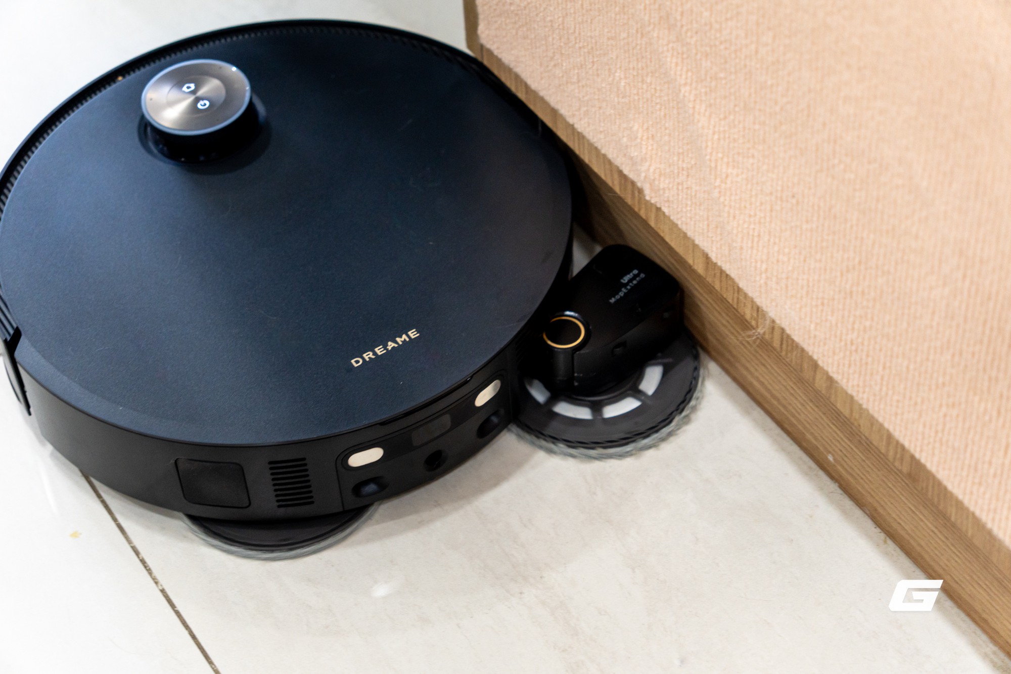 Đ&acirc;y l&agrave; chiếc robot h&uacute;t bụi lau nh&agrave; gi&aacute; ngang xe tay ga, sở hữu kh&ocirc;ng chỉ một m&agrave; tới hai &ldquo;vũ kh&iacute;&rdquo; độc đ&aacute;o - Ảnh 16.