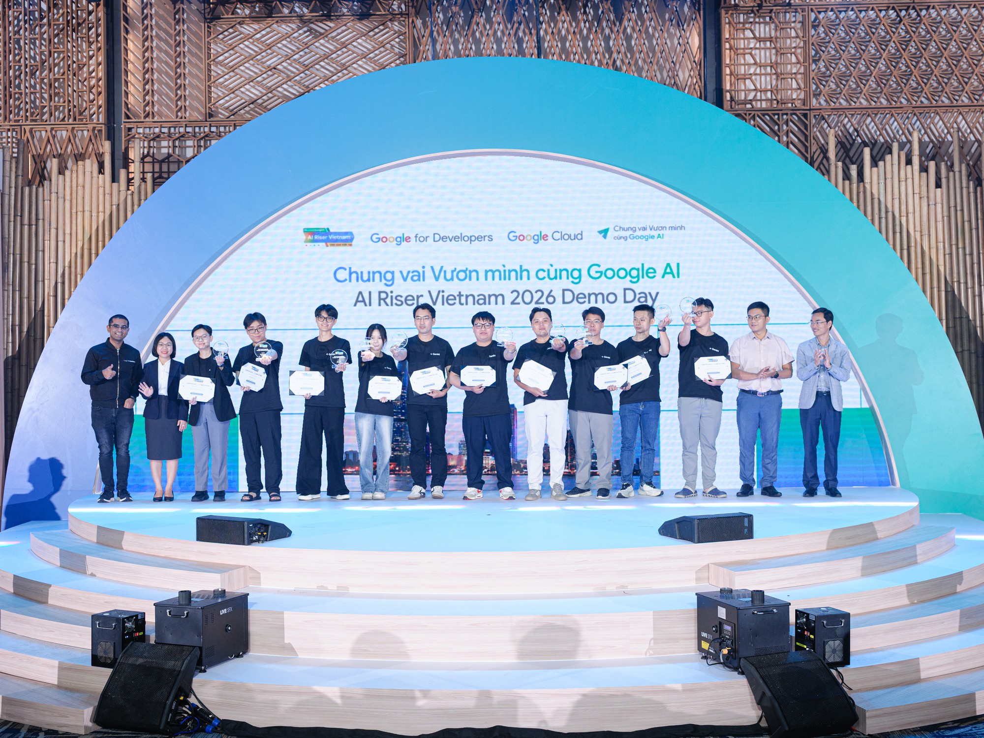 Google c&ugrave;ng đối t&aacute;c th&uacute;c đẩy ứng dụng AI thực tiễn tại Việt Nam, 750 dự &aacute;n được ph&aacute;t triển - Ảnh 2.