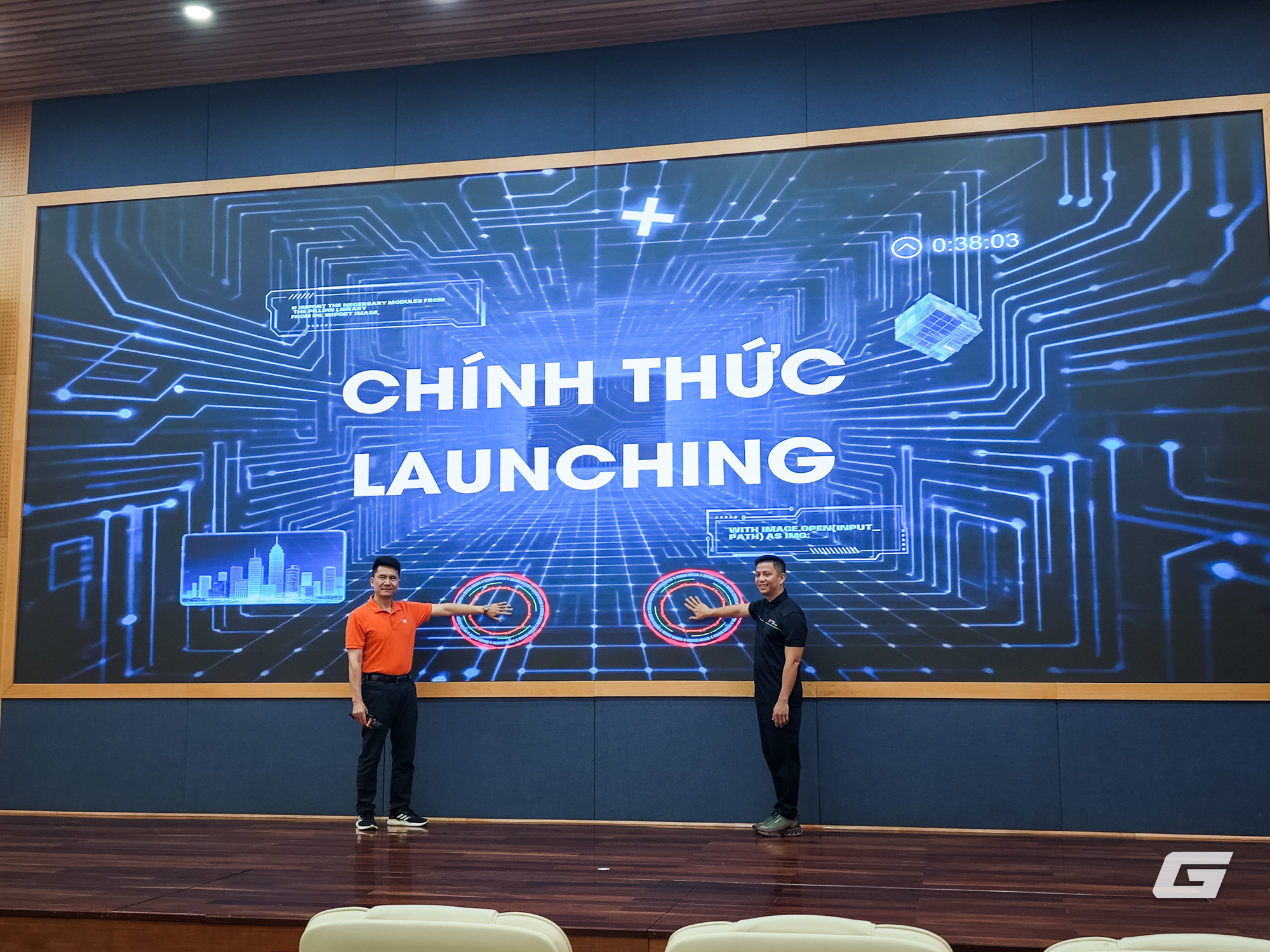 Hiếu PC cảnh báo AI đang tiếp tay cho tội phạm mạng, cùng FPT giới thiệu chương trình thạc sĩ AIoT với học bổng 42 triệu đồng - Ảnh 14.