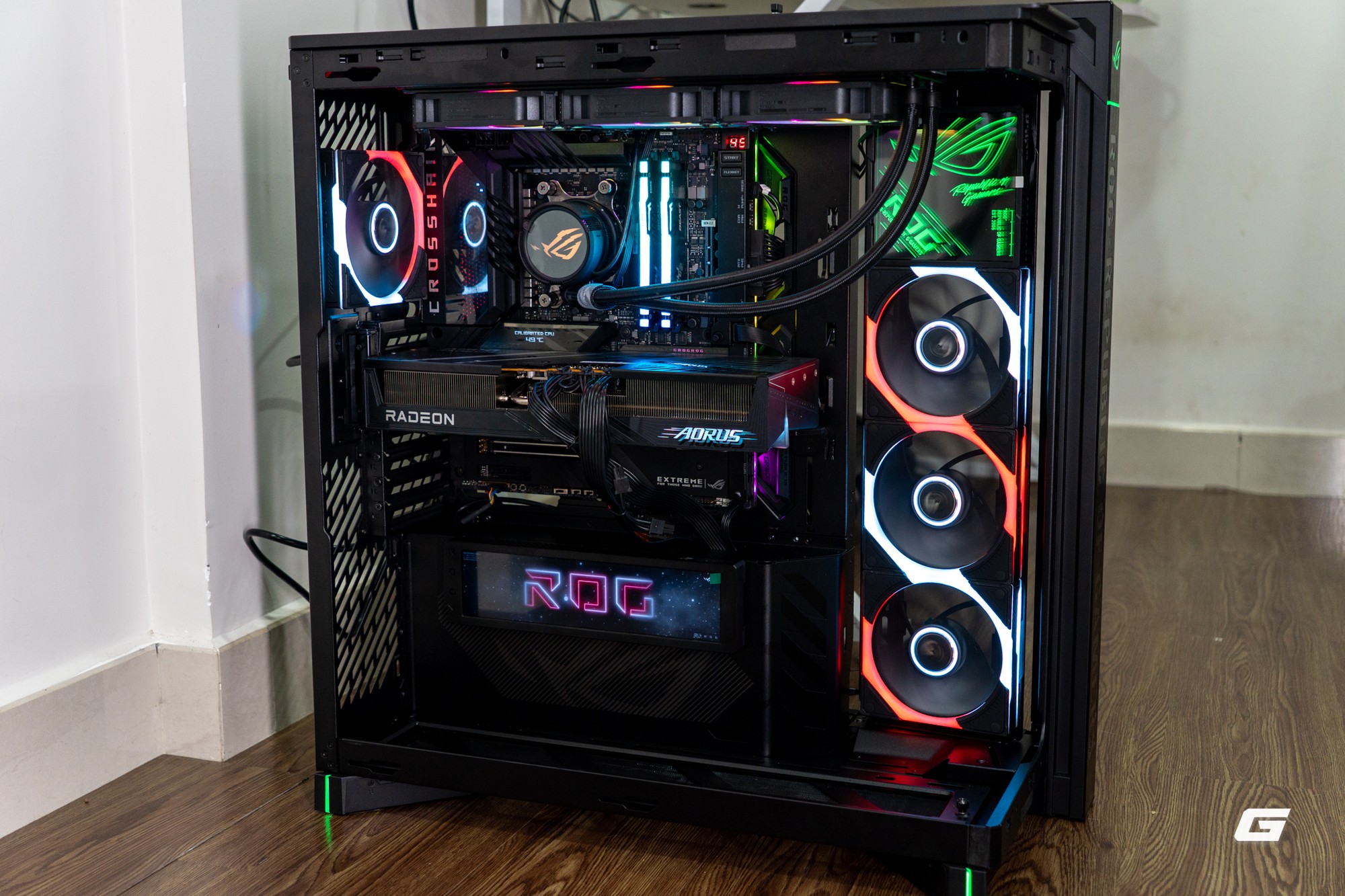 D&agrave;n AMD chiến game 2K: Ryzen 7 9800X3D v&agrave; RX 9070 XT c&acirc;n Ray Tracing, đến hơn 100 fps m&agrave; kh&ocirc;ng cần Frame Generation - Ảnh 1.