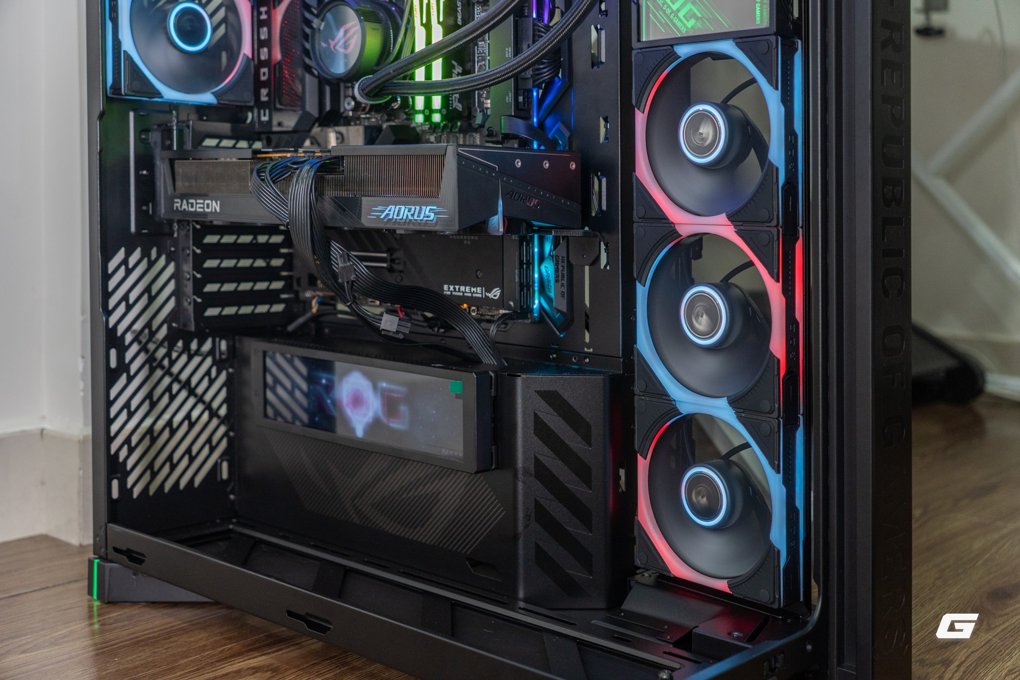 D&agrave;n AMD chiến game 2K: Ryzen 7 9800X3D v&agrave; RX 9070 XT c&acirc;n Ray Tracing, đến hơn 100 fps m&agrave; kh&ocirc;ng cần Frame Generation - Ảnh 9.