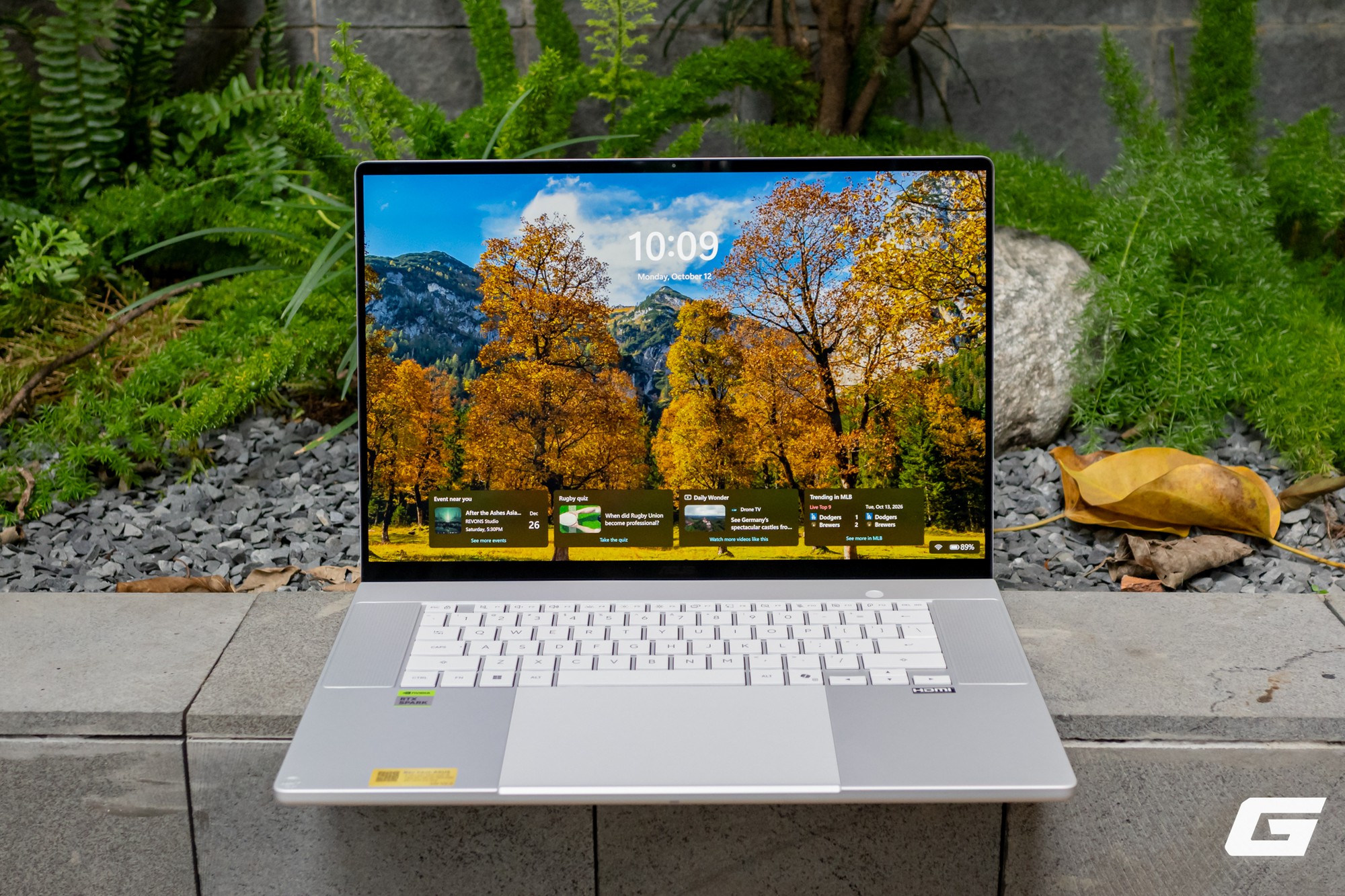 Tr&ecirc;n tay một trong những chiếc laptop đầu ti&ecirc;n chạy nền tảng RTX Spark, gi&aacute; gần 200 triệu đồng - Ảnh 17.