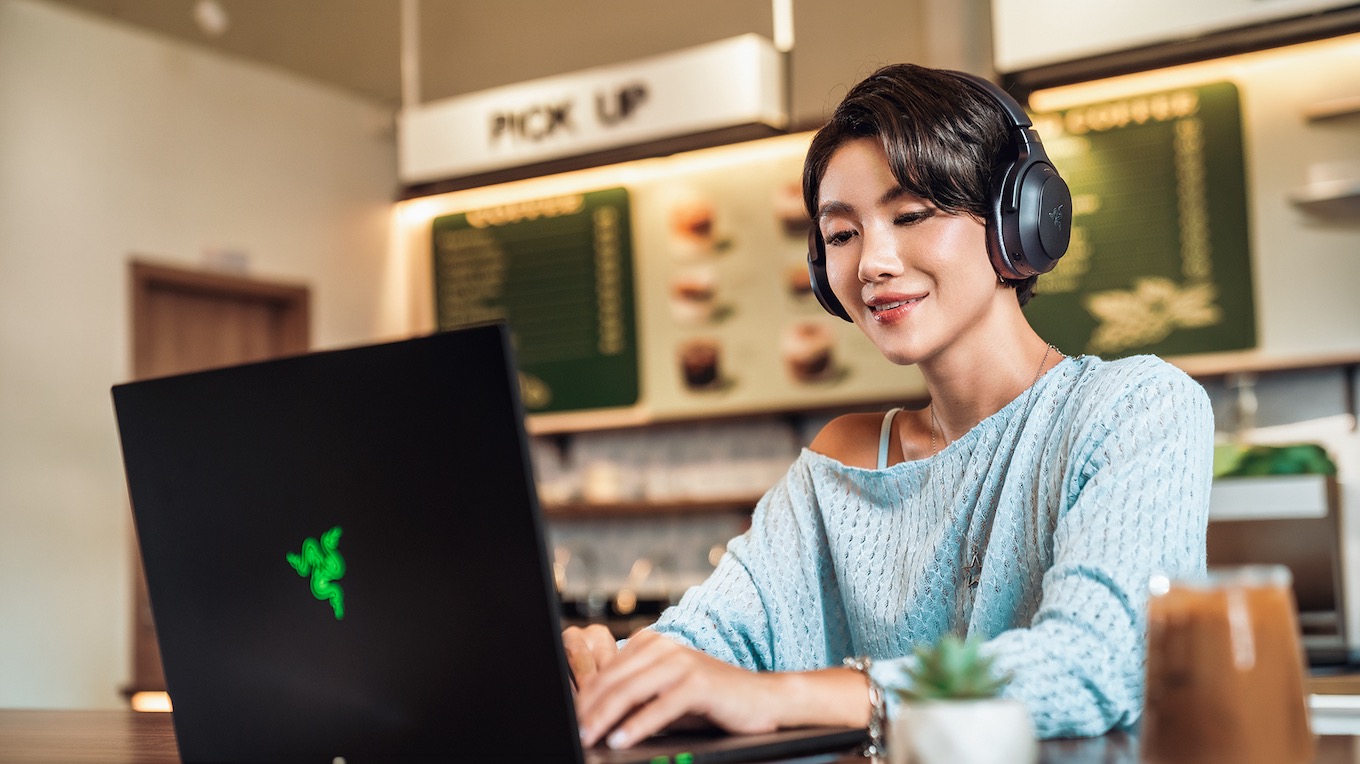 Razer Barracuda V2 Pro ra mắt: Chống ồn chủ động, &acirc;m thanh 7.1.4, pin 70 giờ, gi&aacute; 6,99 triệu đồng - Ảnh 3.