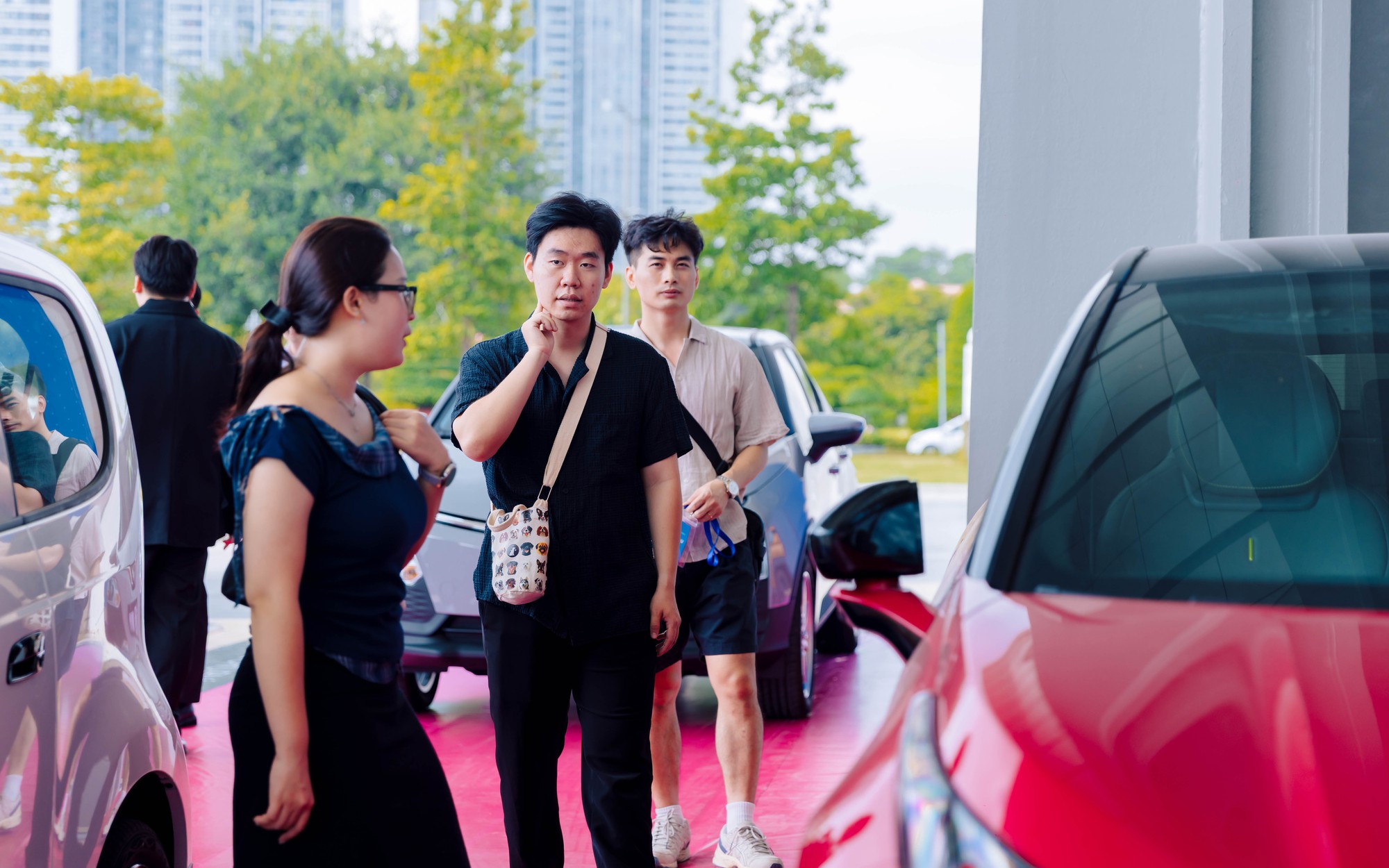 Khai mạc VIMS 2026: Kh&aacute;ch đến từ trước giờ mở cửa, khu trưng b&agrave;y v&agrave; khu l&aacute;i thử k&iacute;n người tham quan - Ảnh 9.