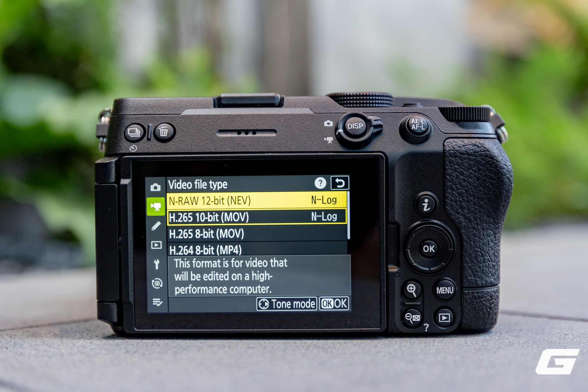 Cận cảnh Nikon Z5IIC: Khi chữ C bị gọi vui l&agrave; &ldquo;Cắt&rdquo;, liệu đ&acirc;y c&oacute; phải một chiếc full-frame đ&aacute;ng mua? - Ảnh 35.