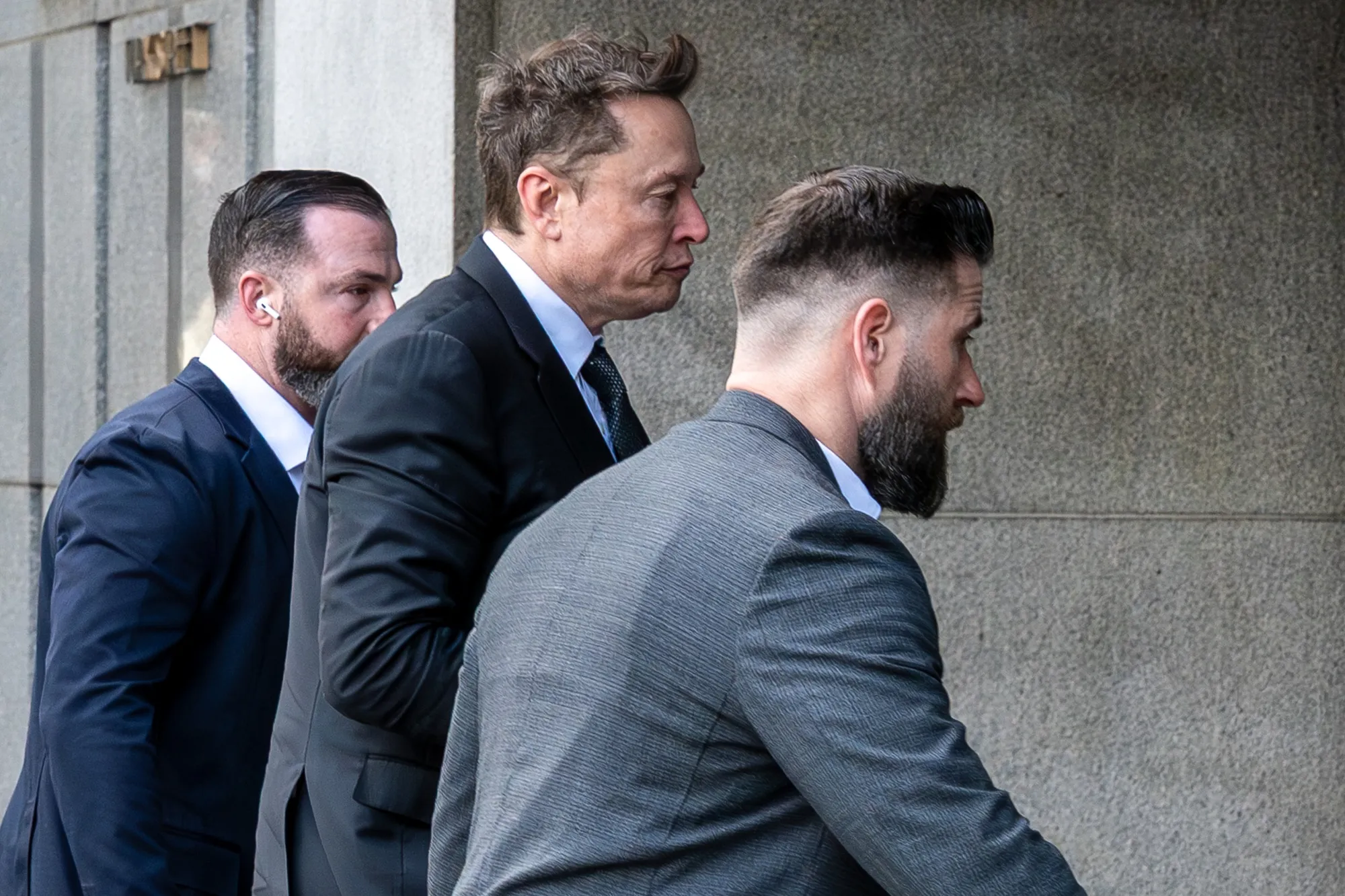 Khoảnh khắc Elon Musk sửa lỗi Sam Altman v&agrave; m&agrave;n "bẻ l&aacute;i" lịch sử biến OpenAI th&agrave;nh cỗ m&aacute;y 300 tỷ USD- Ảnh 2.