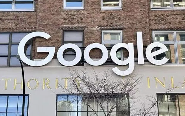 Biểu tượng Google tại văn ph&ograve;ng ở New York, Mỹ. Ảnh: Kyodo/TTXVN