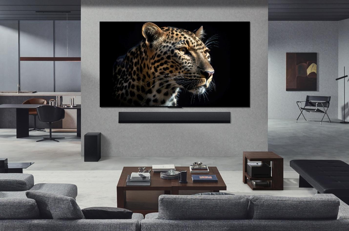 Bộ đ&ocirc;i TV v&agrave; loa thanh từ LG ho&agrave;n thiện trải nghiệm giải tr&iacute; tại gia cho ng&agrave;y &ldquo;Tết Nhất&rdquo; - Ảnh 1.