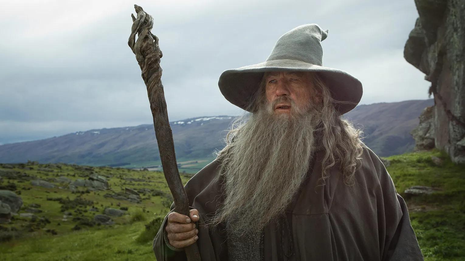 Sir Ian McKellen t&aacute;i xuất với vai Gandalf trong phim Ch&uacute;a Nhẫn mới- Ảnh 2.