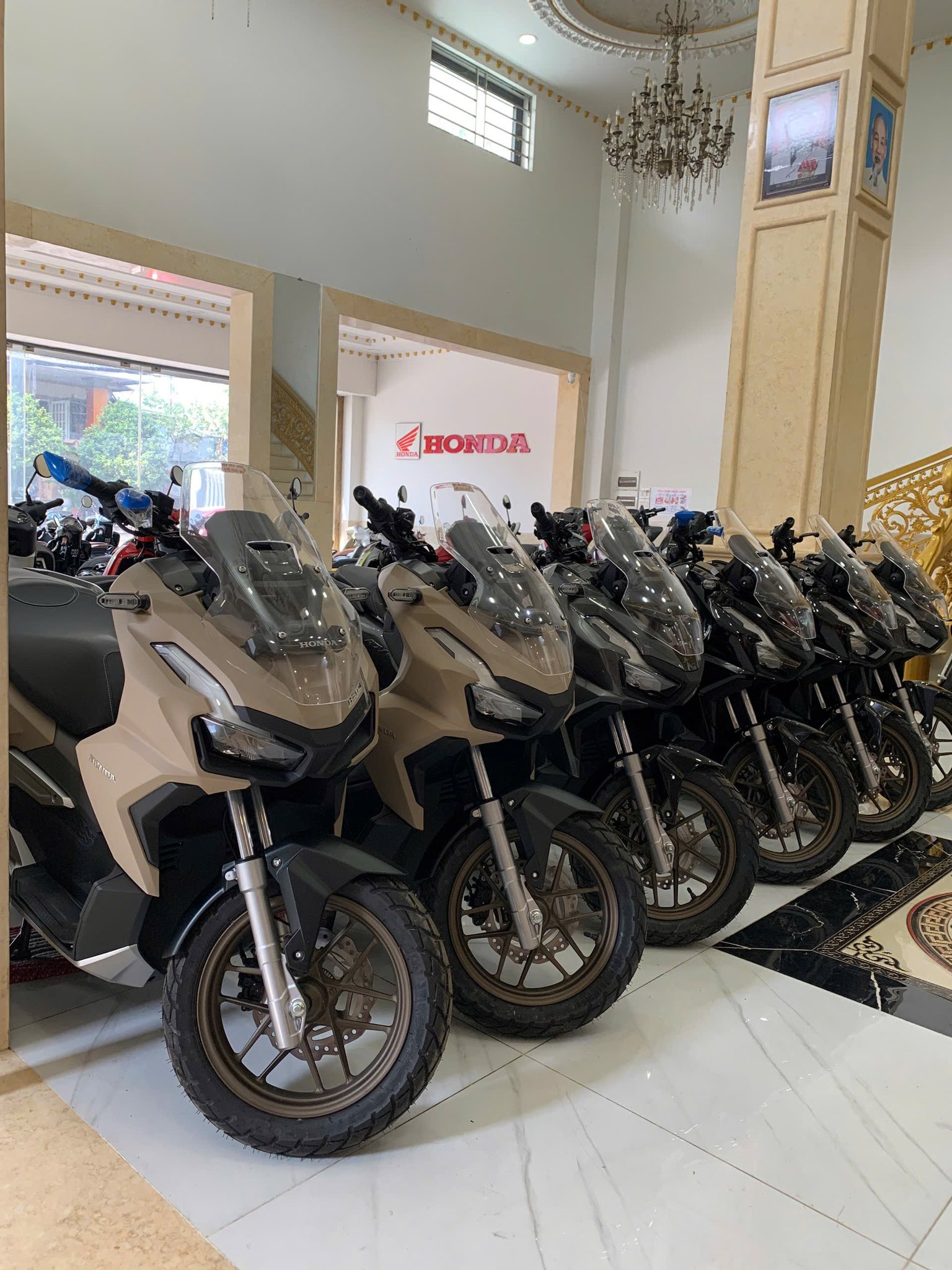 Honda ra mắt "vua xe ga" mới, gi&aacute; từ 85 triệu đồng - Ảnh 5.