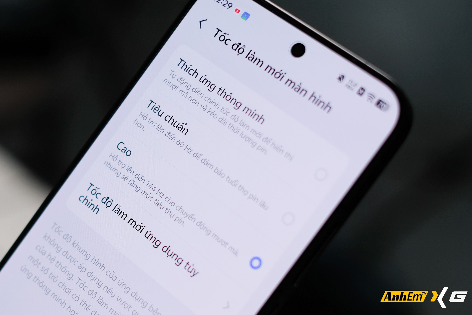 Smartphone n&agrave;y &ldquo;ph&aacute; đảo cấu h&igrave;nh&rdquo; với 4,3 triệu điểm AnTuTu, c&oacute; quạt thổi v&ugrave; v&ugrave; v&agrave; trong hộp c&ograve;n k&egrave;m cả&hellip; chổi- Ảnh 12.