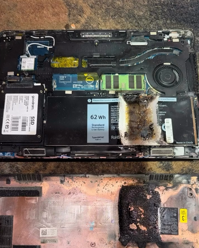 Cố chạy Red Dead Redemption 2 ở mức đồ họa cao nhất, chiếc laptop 10 năm tuổi của người d&ugrave;ng n&agrave;y bỗng bốc ch&aacute;y dữ dội - Ảnh 2.